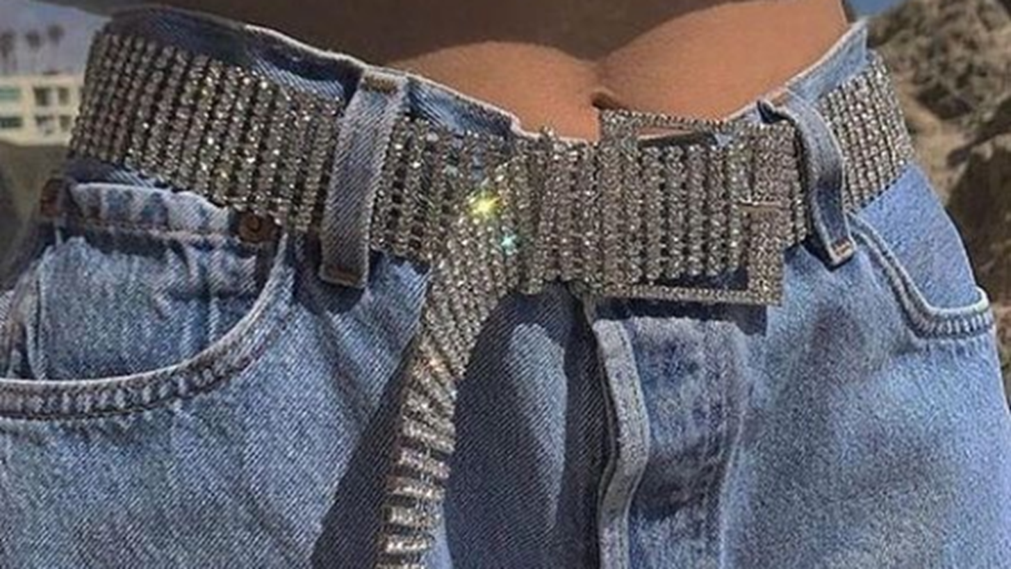 Aυτή η ζώνη είναι η νέα εμμονή του Instagram