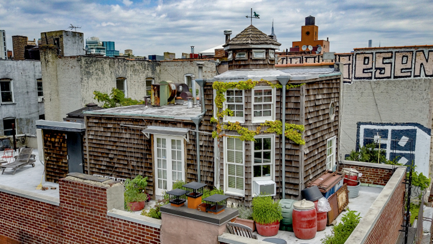 &#x391;&#x3C5;&#x3C4;&#x3CC; &#x3C4;&#x3BF; &#x3B1;&#x3C3;&#x3C5;&#x3BD;&#x3AE;&#x3B8;&#x3B9;&#x3C3;&#x3C4;&#x3BF; &#x3C1;&#x3B5;&#x3C4;&#x3B9;&#x3C1;&#x3AD; &#x3B2;&#x3C1;&#x3AF;&#x3C3;&#x3BA;&#x3B5;&#x3C4;&#x3B1;&#x3B9; &#x3C3;&#x3C4;&#x3B7;&#x3BD; &#x3BA;&#x3B1;&#x3C1;&#x3B4;&#x3B9;&#x3AC; &#x3C4;&#x3B7;&#x3C2; &#x39D;&#x3AD;&#x3B1;&#x3C2; &#x3A5;&#x3CC;&#x3C1;&#x3BA;&#x3B7;&#x3C2;