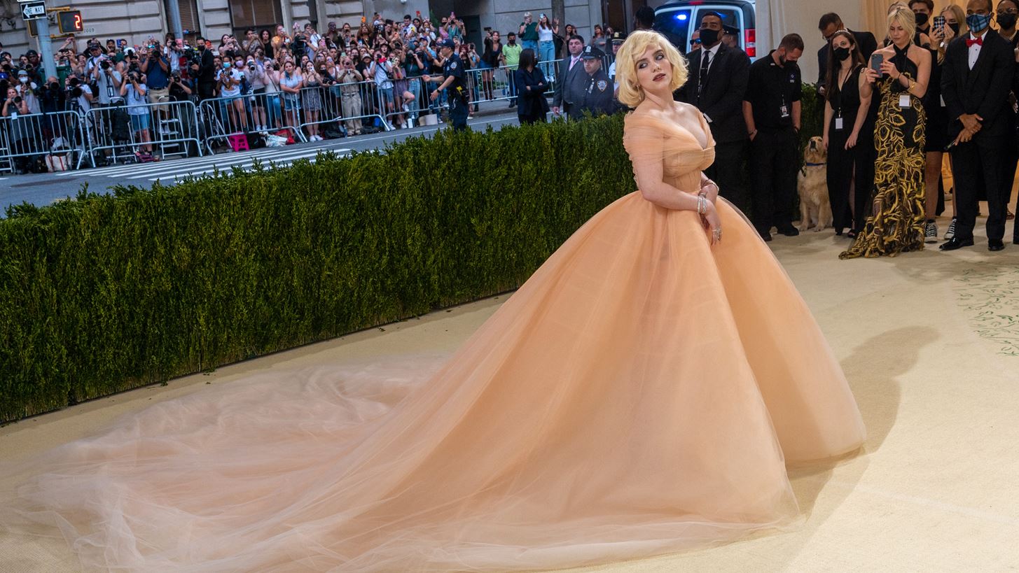 The&#xA0;Met&#xA0;Gala&#xA0;2022 | &#x38C;&#x3BB;&#x3B1; &#x3CC;&#x3C3;&#x3B1; &#x3C0;&#x3C1;&#x3AD;&#x3C0;&#x3B5;&#x3B9; &#x3BD;&#x3B1; &#x3BE;&#x3AD;&#x3C1;&#x3B5;&#x3B9;&#x3C2; &#x3B3;&#x3B9;&#x3B1; &#x3C4;&#x3BF; &#x3BC;&#x3B5;&#x3B3;&#x3AC;&#x3BB;&#x3BF; &#x3C1;&#x3B1;&#x3BD;&#x3C4;&#x3B5;&#x3B2;&#x3BF;&#x3CD; &#x3C4;&#x3B7;&#x3C2; &#x3BC;&#x3CC;&#x3B4;&#x3B1;&#x3C2;
