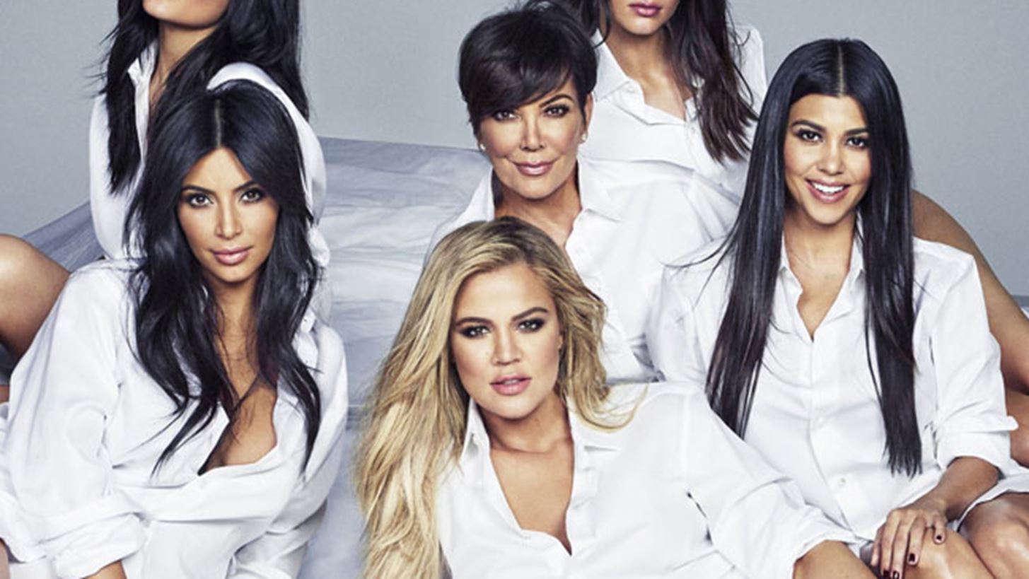 The Kardashians: &#x3A0;&#x3CC;&#x3C3;&#x3BF; &#x3C0;&#x3BB;&#x3B7;&#x3C1;&#x3CE;&#x3BD;&#x3BF;&#x3BD;&#x3C4;&#x3B1;&#x3B9; &#x3B3;&#x3B9;&#x3B1; &#x3C4;&#x3B9;&#x3C2; &#x3B1;&#x3BD;&#x3B1;&#x3C1;&#x3C4;&#x3AE;&#x3C3;&#x3B5;&#x3B9;&#x3C2; &#x3C4;&#x3BF;&#x3C5;&#x3C2; &#x3C3;&#x3C4;&#x3B1; social media;