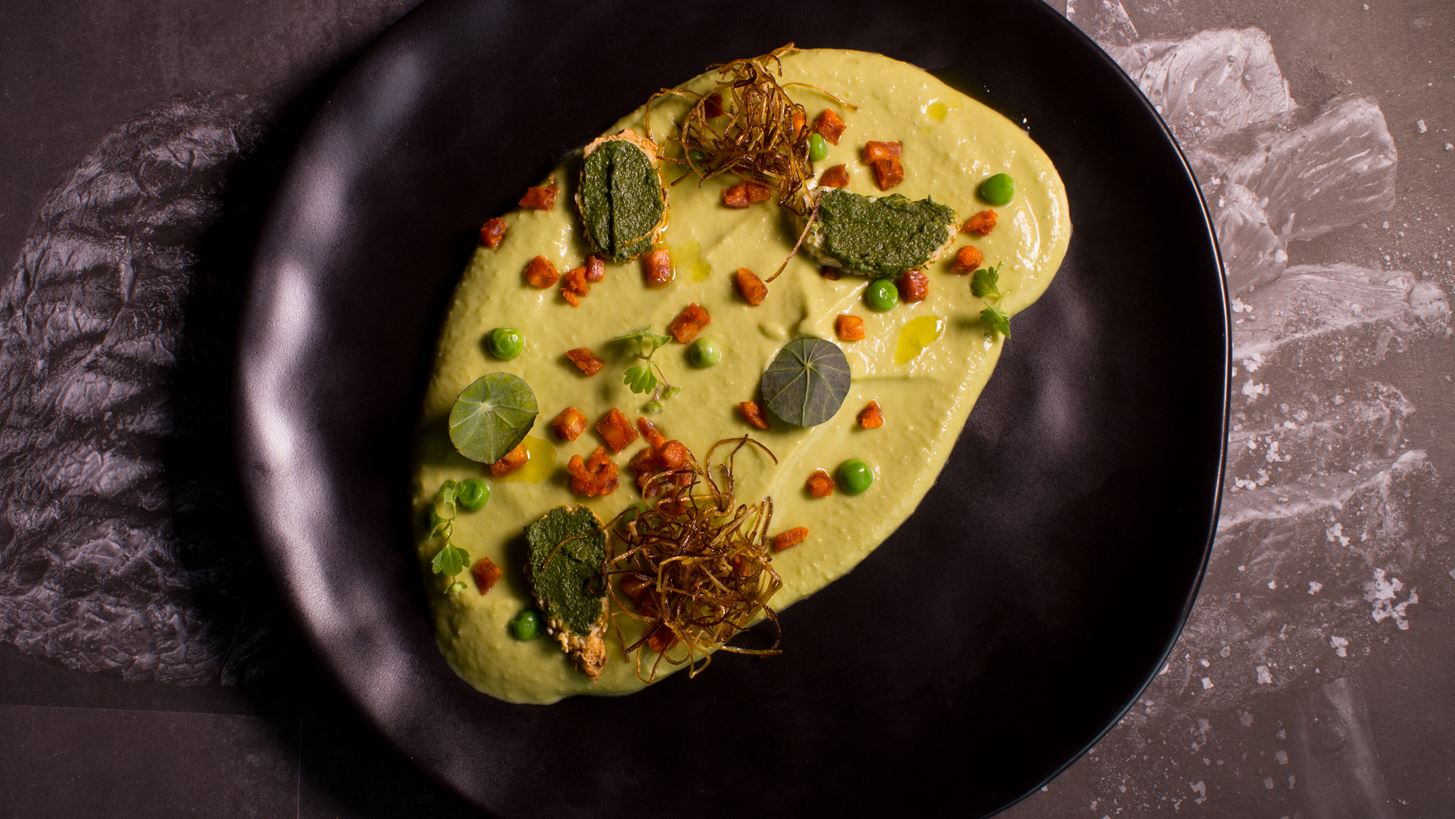 &#x3A4;&#x3BF; Steak Alive &#x3C5;&#x3C0;&#x3BF;&#x3B4;&#x3AD;&#x3C7;&#x3B5;&#x3C4;&#x3B1;&#x3B9; &#x3C4;&#x3BF; &#x3BA;&#x3B1;&#x3BB;&#x3BF;&#x3BA;&#x3B1;&#x3AF;&#x3C1;&#x3B9; &#x3BC;&#x3B5; &#x3C4;&#x3B7;&#x3BD; &#x3BA;&#x3B1;&#x3C4;&#x3B1;&#x3C0;&#x3C1;&#x3AC;&#x3C3;&#x3B9;&#x3BD;&#x3B7; &#x3B1;&#x3C5;&#x3BB;&#x3AE; &#x3BA;&#x3B1;&#x3B9; &#x3C4;&#x3B7;&#x3BD; &#x3B1;&#x3BD;&#x3BF;&#x3B9;&#x3C7;&#x3C4;&#x3AE; &#x3B2;&#x3B5;&#x3C1;&#x3AC;&#x3BD;&#x3C4;&#x3AC; &#x3C4;&#x3BF;&#x3C5;