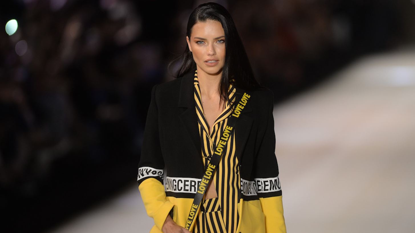 Adriana Lima -Andrew Garfield: &#x3A0;&#x3BF;&#x3CD; &#x3C4;&#x3BF;&#x3C5;&#x3C2; &#x3B5;&#x3BD;&#x3C4;&#x3CC;&#x3C0;&#x3B9;&#x3C3;&#x3B5; &#x3BF; &#x3C6;&#x3C9;&#x3C4;&#x3BF;&#x3B3;&#x3C1;&#x3B1;&#x3C6;&#x3B9;&#x3BA;&#x3CC;&#x3C2; &#x3C6;&#x3B1;&#x3BA;&#x3CC;&#x3C2;;