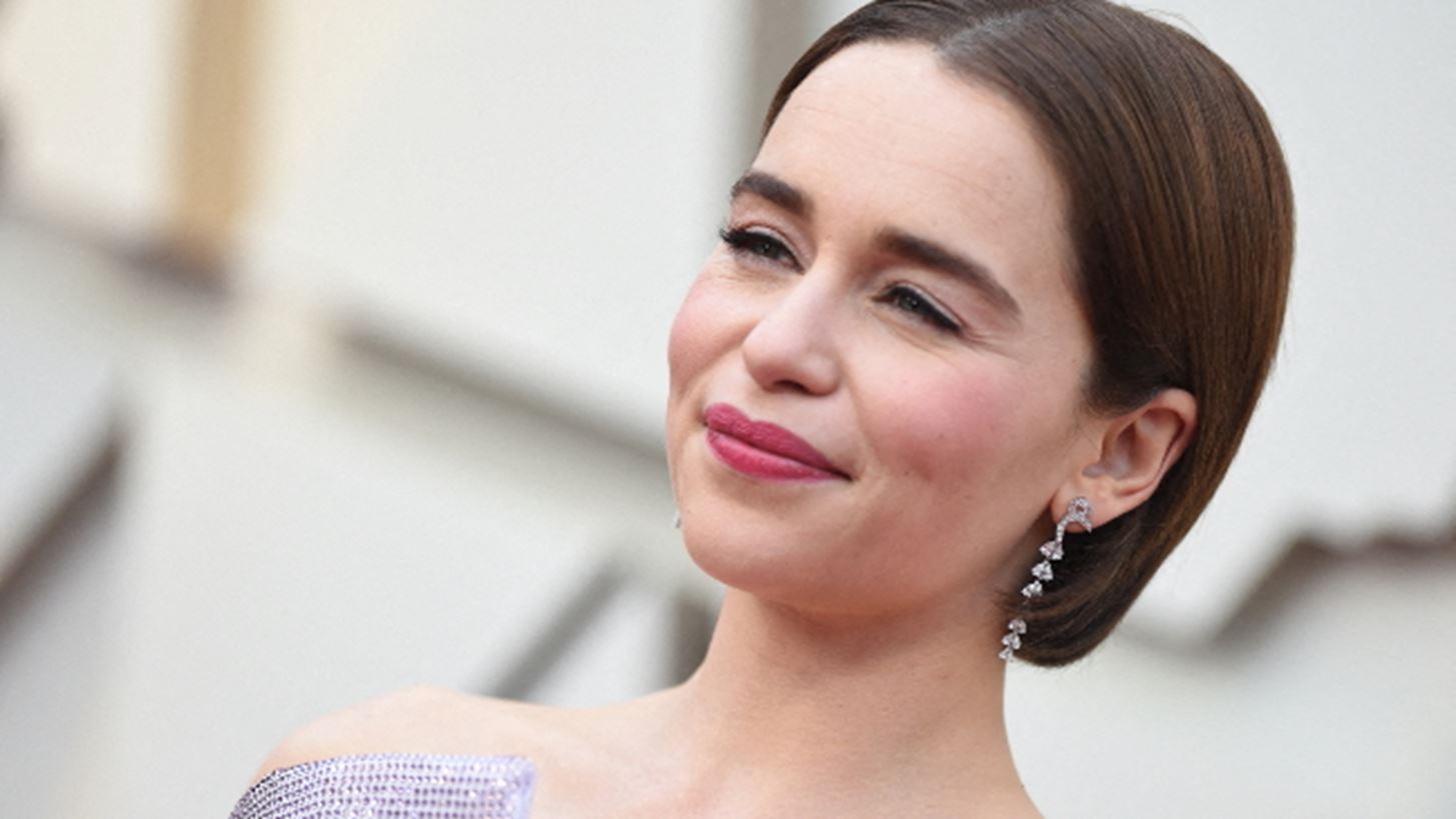 &quot;&#x395;&#x3AF;&#x3BD;&#x3B1;&#x3B9; &#x3B1;&#x3BE;&#x3B9;&#x3BF;&#x3B8;&#x3B1;&#x3CD;&#x3BC;&#x3B1;&#x3C3;&#x3C4;&#x3BF; &#x3CC;&#x3C4;&#x3B9; &#x3BC;&#x3C0;&#x3BF;&#x3C1;&#x3CE; &#x3BD;&#x3B1; &#x3BC;&#x3B9;&#x3BB;&#x3AC;&#x3C9;&quot; | &#x397; Emilia Clarke &#x3B1;&#x3BD;&#x3B1;&#x3C6;&#x3AD;&#x3C1;&#x3B8;&#x3B7;&#x3BA;&#x3B5; &#x3C3;&#x3C4;&#x3BF; &#x3C0;&#x3C1;&#x3CC;&#x3B2;&#x3BB;&#x3B7;&#x3BC;&#x3B1; &#x3C5;&#x3B3;&#x3B5;&#x3AF;&#x3B1;&#x3C2; &#x3C4;&#x3B7;&#x3C2;