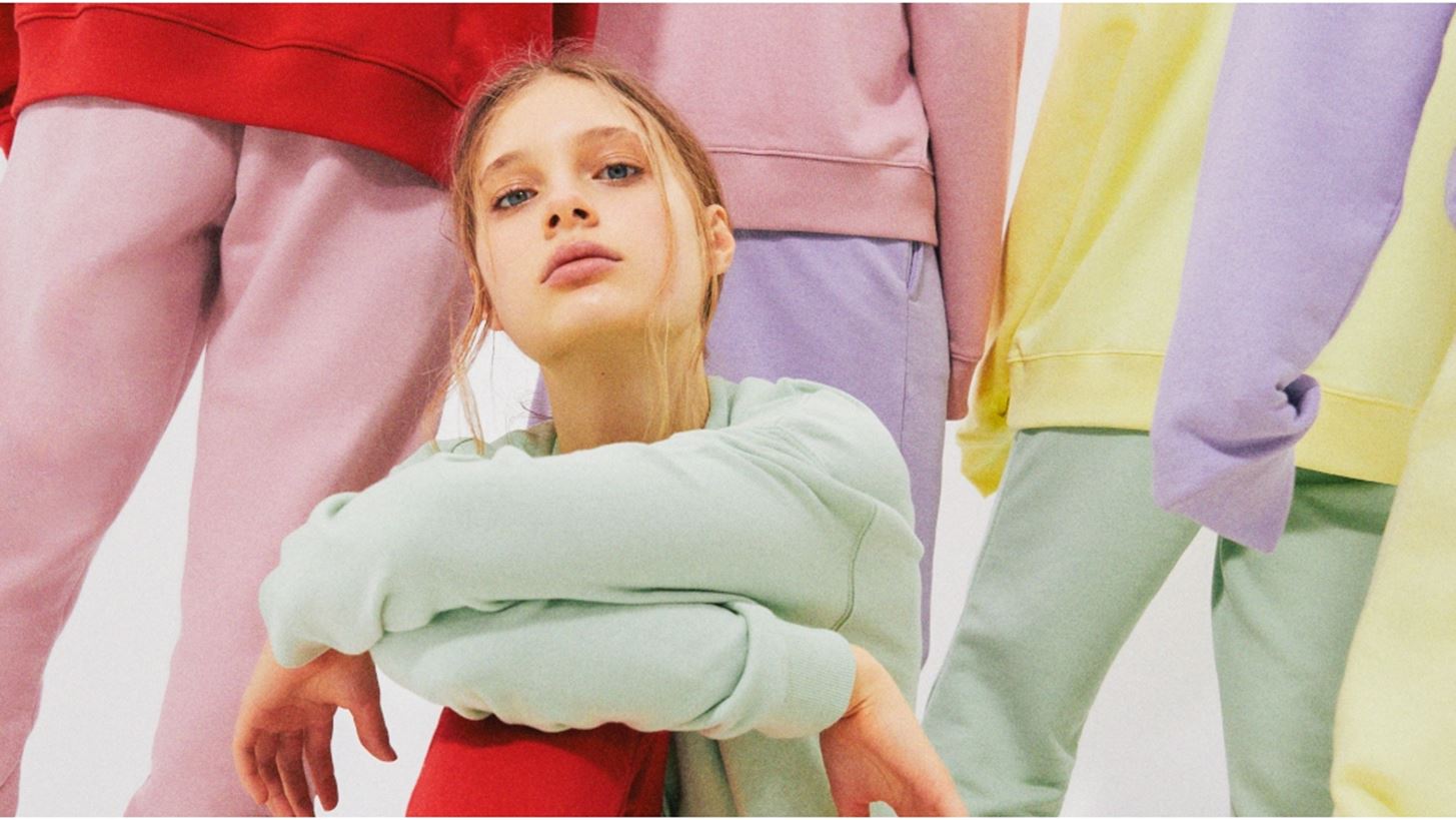 Οι νέες αφίξεις στο Pull&amp;Bear φέρνουν την άνοιξη στη ντουλάπα σου