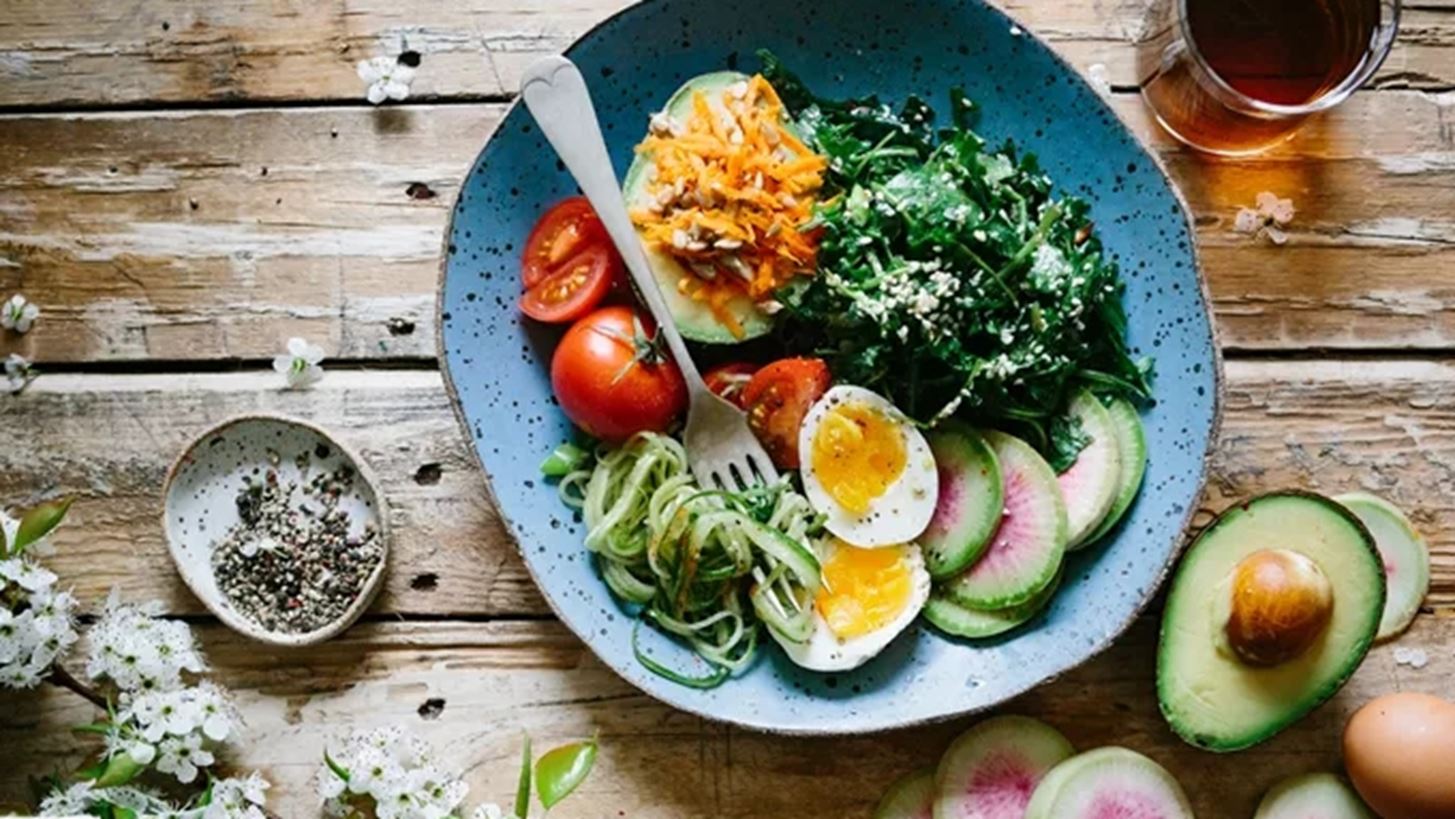 Πώς να υιοθετήσεις μία υγιεινή διατροφή σε πέντε βήματα