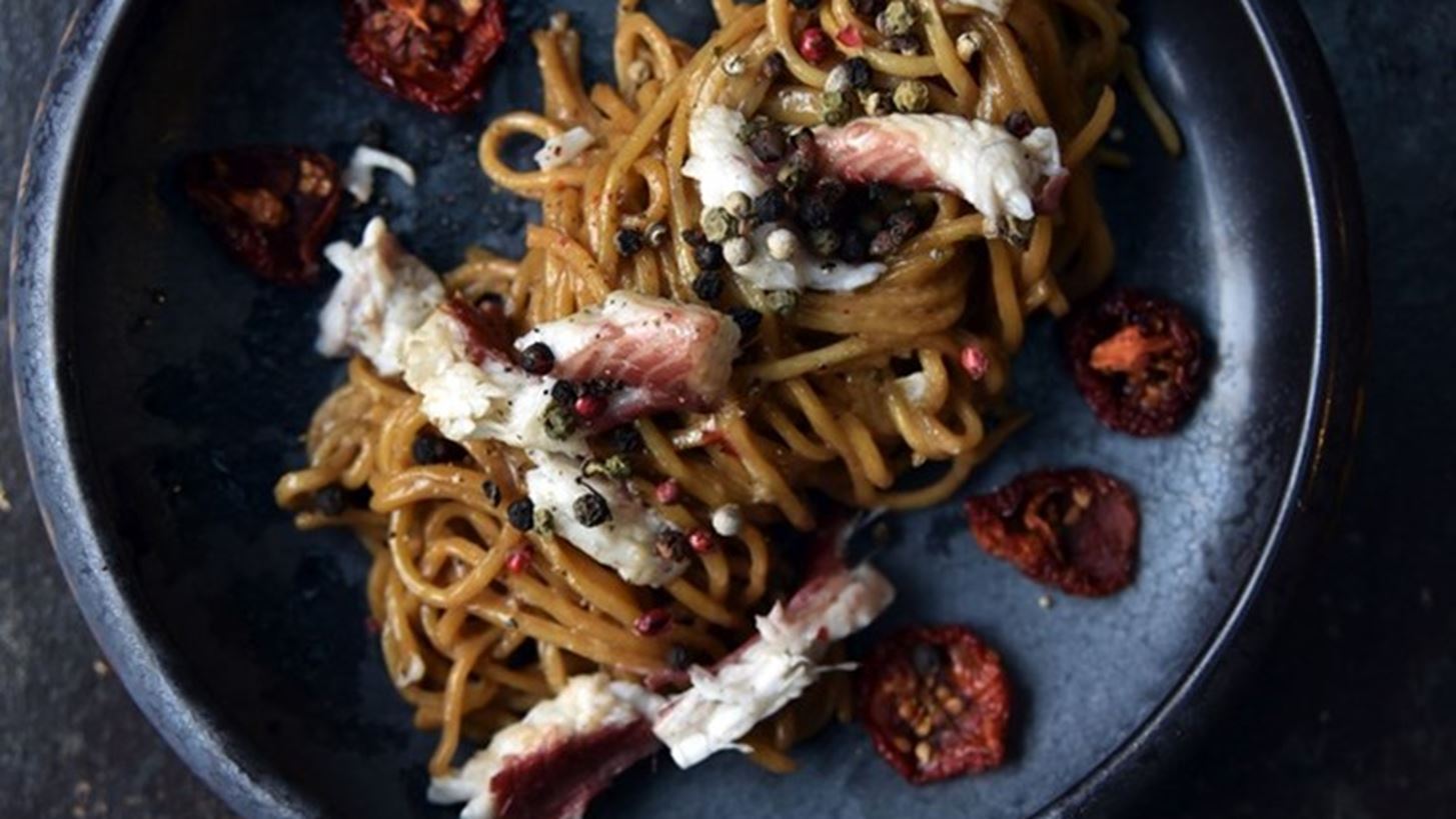 &#x3A3;&#x3C5;&#x3BD;&#x3C4;&#x3B1;&#x3B3;&#x3AE; &#x3B3;&#x3B9;&#x3B1; Pasta &#x3BC;&#x3B5; &#x39A;&#x3B1;&#x3C0;&#x3BD;&#x3B9;&#x3C3;&#x3C4;&#x3CC; &#x3A7;&#x3AD;&#x3BB;&#x3B9;