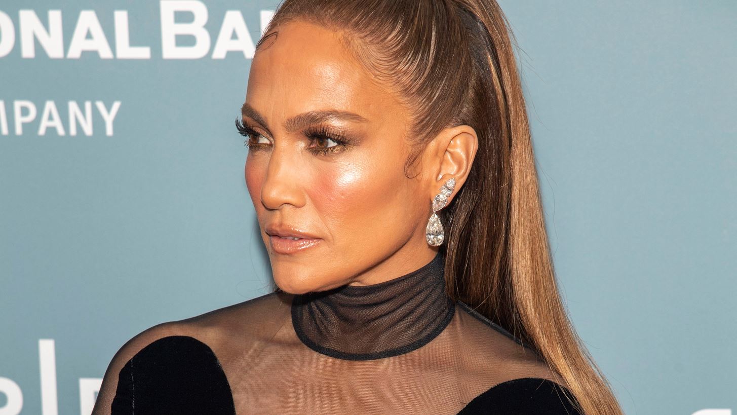 &#x39F;&#x3B9; caramel brown &#x3B1;&#x3BD;&#x3C4;&#x3B1;&#x3CD;&#x3B3;&#x3B5;&#x3B9;&#x3B5;&#x3C2; &#x3C4;&#x3B7;&#x3C2; JLo &#x3B5;&#x3AF;&#x3BD;&#x3B1;&#x3B9; &#x3B7; &#x3B1;&#x3C0;&#x3CC;&#x3BB;&#x3C5;&#x3C4;&#x3B7; &#x3B1;&#x3BD;&#x3B1;&#x3BD;&#x3AD;&#x3C9;&#x3C3;&#x3B7; &#x3C0;&#x3BF;&#x3C5; &#x3C7;&#x3C1;&#x3B5;&#x3B9;&#x3B1;&#x3B6;&#x3CC;&#x3C3;&#x3BF;&#x3C5;&#x3BD; &#x3C4;&#x3BF; &#x3BA;&#x3B1;&#x3BB;&#x3BF;&#x3BA;&#x3B1;&#x3AF;&#x3C1;&#x3B9; | &#x398;&#x3B1; &#x3B4;&#x3B5;&#x3AF;&#x3BE;&#x3BF;&#x3C5;&#x3BD; &#x3C4;&#x3AD;&#x3BB;&#x3B5;&#x3B9;&#x3B5;&#x3C2; &#x3BA;&#x3B1;&#x3B9; &#x3C4;&#x3BF; &#x3C6;&#x3B8;&#x3B9;&#x3BD;&#x3CC;&#x3C0;&#x3C9;&#x3C1;&#x3BF;