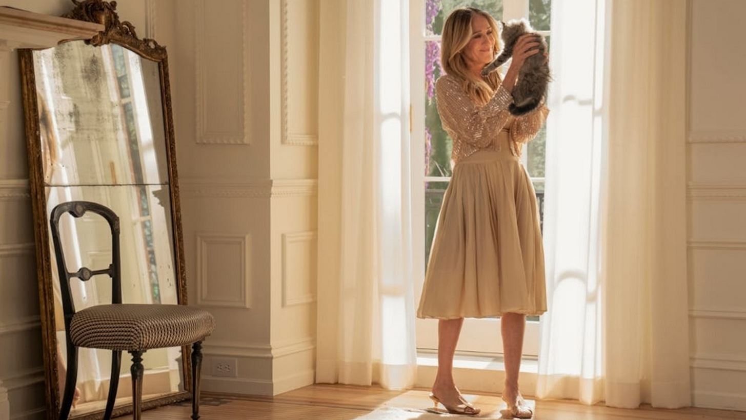 &#x3A4;&#x3BF; &#x3BD;&#x3AD;&#x3BF; &#x3C3;&#x3C0;&#x3AF;&#x3C4;&#x3B9; &#x3C4;&#x3B7;&#x3C2; Carrie Bradshaw &#x3C3;&#x3C4;&#x3BF; And Just Like That &#x3B1;&#x3BE;&#x3AF;&#x3B6;&#x3B5;&#x3B9; &#x3BC;&#x3B9;&#x3B1; &#x3C0;&#x3B5;&#x3C1;&#x3B9;&#x3BF;&#x3C5;&#x3C3;&#x3AF;&#x3B1;