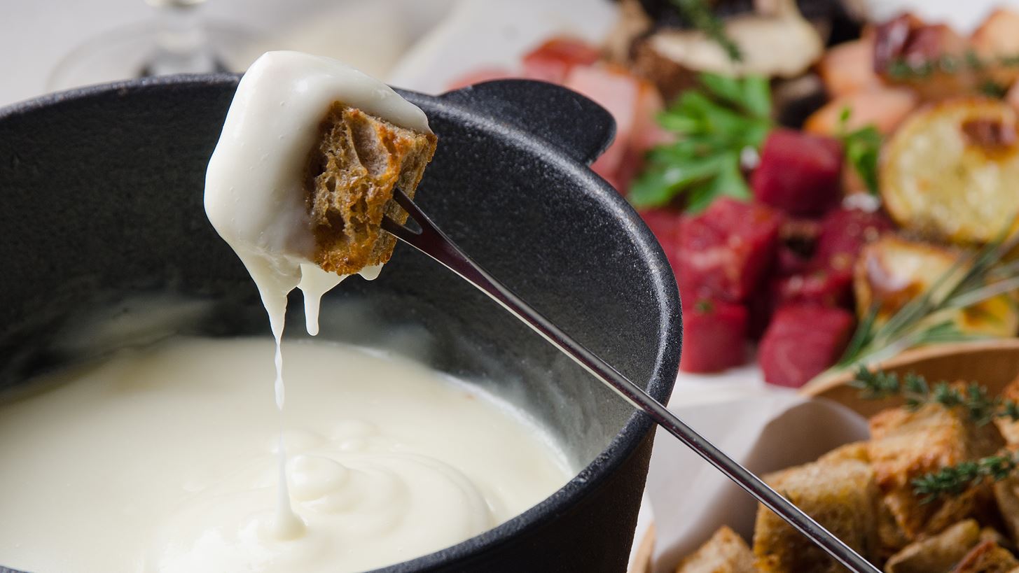 &#x3A0;&#x3BF;&#x3CD; &#x3B8;&#x3B1; &#x3C6;&#x3B1;&#x3C2; &#x3C4;&#x3BF; &#x3BA;&#x3B1;&#x3BB;&#x3CD;&#x3C4;&#x3B5;&#x3C1;&#x3BF; fondue &#x3C3;&#x3C4;&#x3B7;&#x3BD; &#x391;&#x3B8;&#x3AE;&#x3BD;&#x3B1;