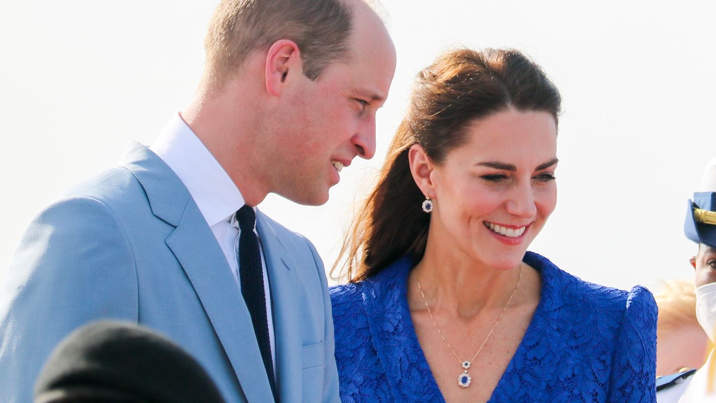 Kate Middleton &#x2013; &#x3A0;&#x3C1;&#x3AF;&#x3B3;&#x3BA;&#x3B9;&#x3C0;&#x3B1;&#x3C2; William | &#x397; &#x3C3;&#x3C0;&#x3AC;&#x3BD;&#x3B9;&#x3B1; &#x3C6;&#x3C9;&#x3C4;&#x3BF;&#x3B3;&#x3C1;&#x3B1;&#x3C6;&#x3AF;&#x3B1; &#x3C4;&#x3BF;&#x3C5;&#x3C2; &#x3BC;&#x3AD;&#x3C3;&#x3B1; &#x3B1;&#x3C0;&#x3CC; &#x3C4;&#x3BF; &#x3B1;&#x3B5;&#x3C1;&#x3BF;&#x3C3;&#x3BA;&#x3AC;&#x3C6;&#x3BF;&#x3C2; &#x3C4;&#x3B7;&#x3C2; &#x3B2;&#x3B1;&#x3C3;&#x3B9;&#x3BB;&#x3B9;&#x3BA;&#x3AE;&#x3C2; &#x3BF;&#x3B9;&#x3BA;&#x3BF;&#x3B3;&#x3AD;&#x3BD;&#x3B5;&#x3B9;&#x3B1;&#x3C2;