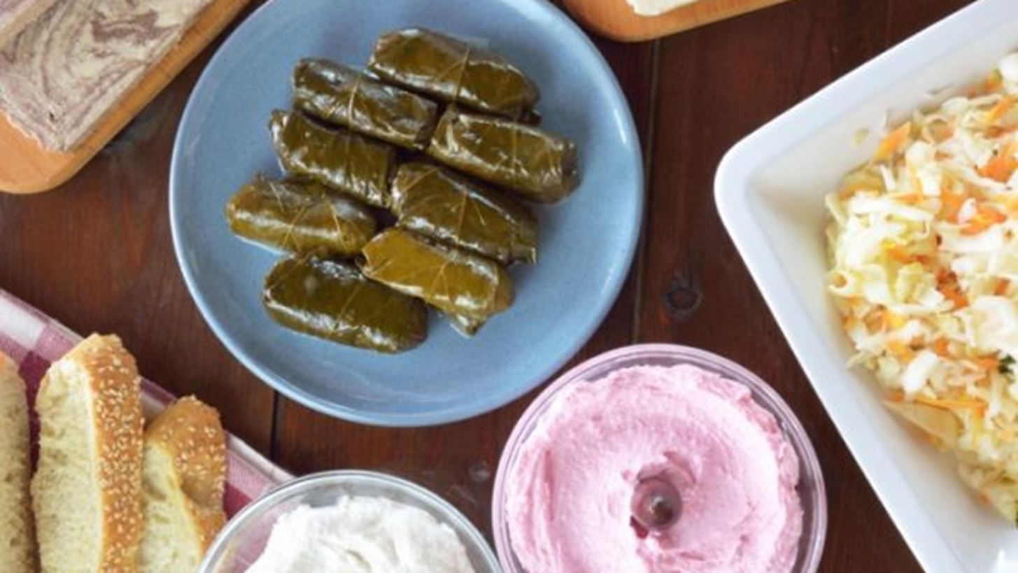 Τι να φάω την Καθαρά Δευτέρα; Δες πώς θα γεμίσεις το πιάτο σου με τις συμβουλές της διαιτολόγου