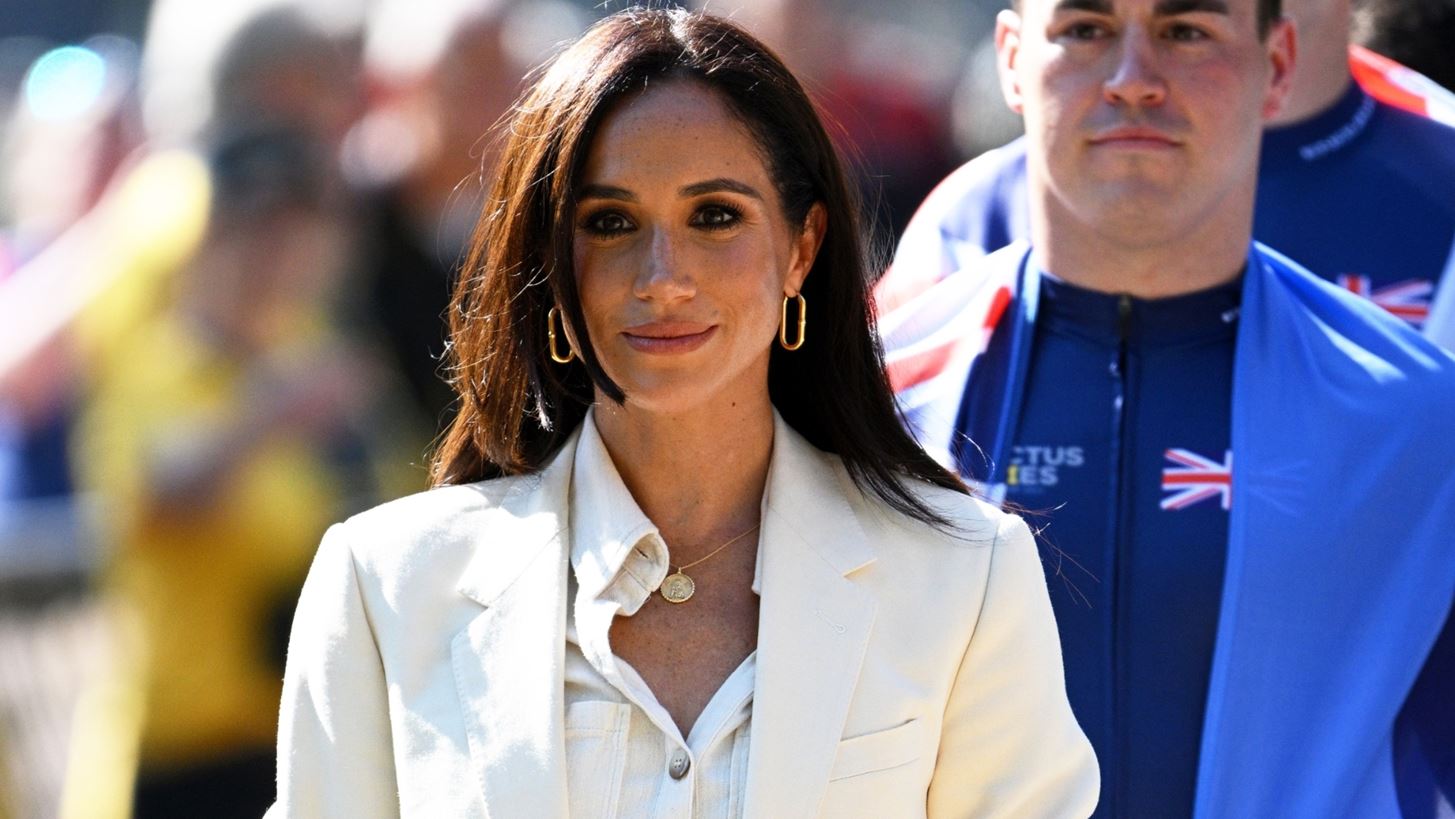 &#x397; Meghan Markle &#x3B1;&#x3C0;&#x3BF;&#x3BA;&#x3AC;&#x3BB;&#x3C5;&#x3C8;&#x3B5; &#x3BC;&#x3AF;&#x3B1; &#x3B1;&#x3C0;&#x3CC; &#x3C4;&#x3B9;&#x3C2; &#x3B1;&#x3B3;&#x3B1;&#x3C0;&#x3B7;&#x3BC;&#x3AD;&#x3BD;&#x3B5;&#x3C2; &#x3C4;&#x3B7;&#x3C2; &#x3C3;&#x3C5;&#x3BD;&#x3AE;&#x3B8;&#x3B5;&#x3B9;&#x3B5;&#x3C2; &#x3BC;&#x3B5; &#x3C4;&#x3B7; Lilibet &#x3BA;&#x3B1;&#x3B9; &#x3C4;&#x3BF;&#x3BD; Archie