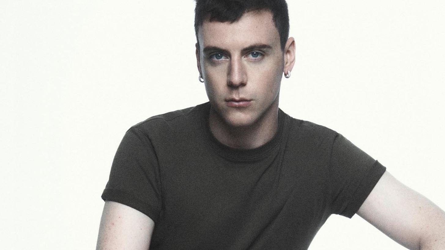O Se&#xE1;n McGirr &#x3B5;&#x3AF;&#x3BD;&#x3B1;&#x3B9; &#x3BF; &#x3BD;&#x3AD;&#x3BF;&#x3C2; creative director &#x3C4;&#x3BF;&#x3C5; Alexander McQueen