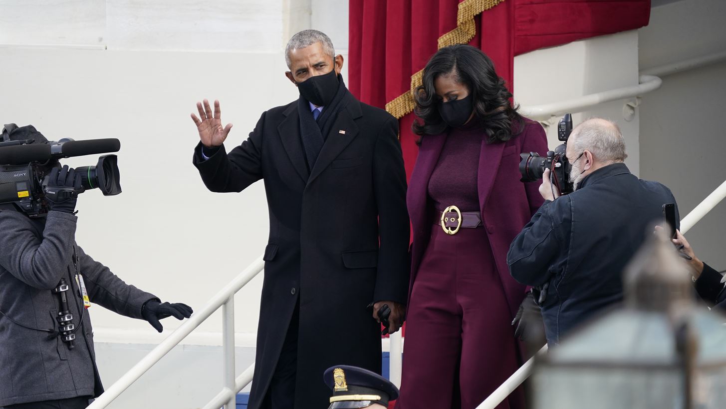 Michelle Obama | &#x3A4;&#x3BF; &#x3BC;&#x3AE;&#x3BD;&#x3C5;&#x3BC;&#x3B1; &#x3C0;&#x3AF;&#x3C3;&#x3C9; &#x3B1;&#x3C0;&#x3CC; &#x3C4;&#x3BF; look &#x3C0;&#x3BF;&#x3C5; &#x3B5;&#x3C0;&#x3AD;&#x3BB;&#x3B5;&#x3BE;&#x3B5; &#x3B3;&#x3B9;&#x3B1; &#x3C4;&#x3B7;&#x3BD; &#x3BF;&#x3C1;&#x3BA;&#x3C9;&#x3BC;&#x3BF;&#x3C3;&#x3AF;&#x3B1;