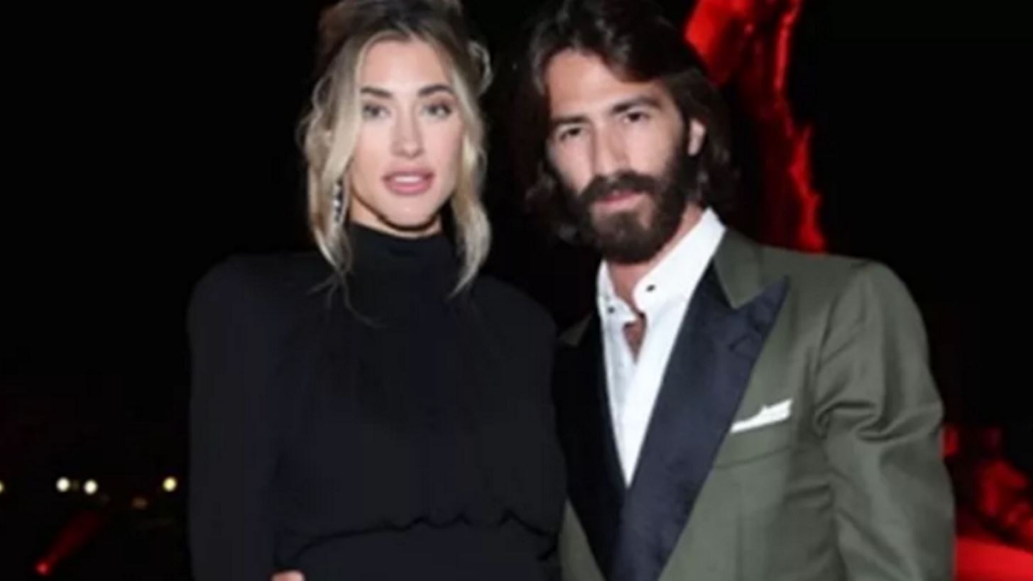 Jessica Michelle Serfati - Leonardo Maria Del Vecchio | &#x39F; &#x3B1;&#x3C1;&#x3C1;&#x3B1;&#x3B2;&#x3CE;&#x3BD;&#x3B1;&#x3C2; &#x3C4;&#x3BF;&#x3C5; &#x3C0;&#x3B9;&#x3BF; &#x3BB;&#x3B1;&#x3BC;&#x3C0;&#x3B5;&#x3C1;&#x3BF;&#x3CD; &#x3B6;&#x3B5;&#x3C5;&#x3B3;&#x3B1;&#x3C1;&#x3B9;&#x3BF;&#x3CD; &#x3C4;&#x3BF;&#x3C5; &#x3C4;&#x3B6;&#x3B5;&#x3C4; &#x3C3;&#x3B5;&#x3C4;