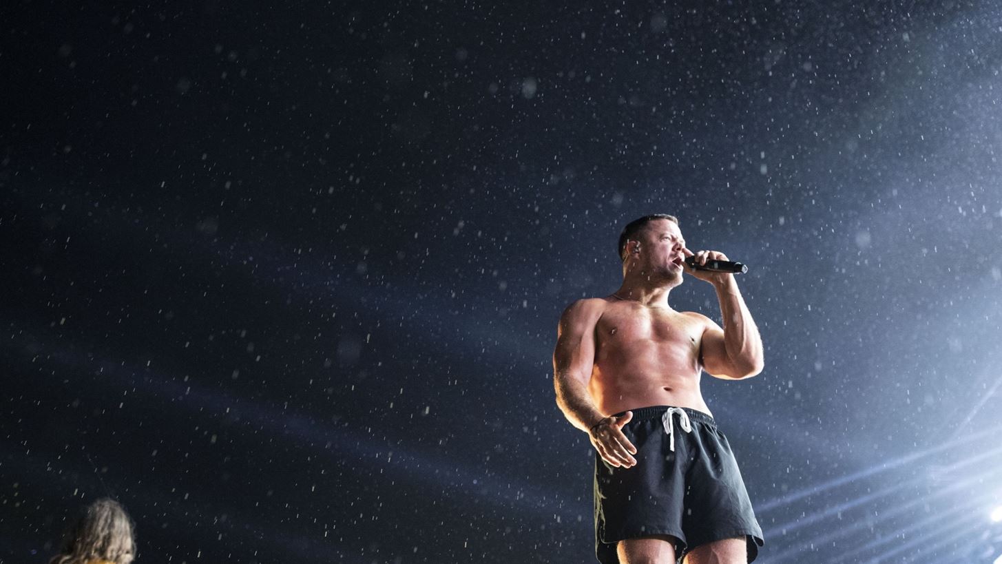 Imagine Dragons | 10 &#x3B5;&#x3B9;&#x3BA;&#x3CC;&#x3BD;&#x3B5;&#x3C2; &#x3B1;&#x3C0;&#x3CC; &#x3C4;&#x3B7; &#x3C3;&#x3C5;&#x3BD;&#x3B1;&#x3C5;&#x3BB;&#x3AF;&#x3B1; &#x3C4;&#x3BF;&#x3C5;&#x3C2; &#x3C3;&#x3C4;&#x3BF; &#x39F;&#x391;&#x39A;&#x391; &#x3C0;&#x3BF;&#x3C5; &#x3AD;&#x3B3;&#x3B9;&#x3BD;&#x3B5; &#x3BA;&#x3B1;&#x3BD;&#x3BF;&#x3BD;&#x3B9;&#x3BA;&#x3AC; &#x3C0;&#x3B1;&#x3C1;&#x3AC; &#x3C4;&#x3B7;&#x3BD; &#x3AD;&#x3BD;&#x3C4;&#x3BF;&#x3BD;&#x3B7; &#x3B2;&#x3C1;&#x3BF;&#x3C7;&#x3CC;&#x3C0;&#x3C4;&#x3C9;&#x3C3;&#x3B7;