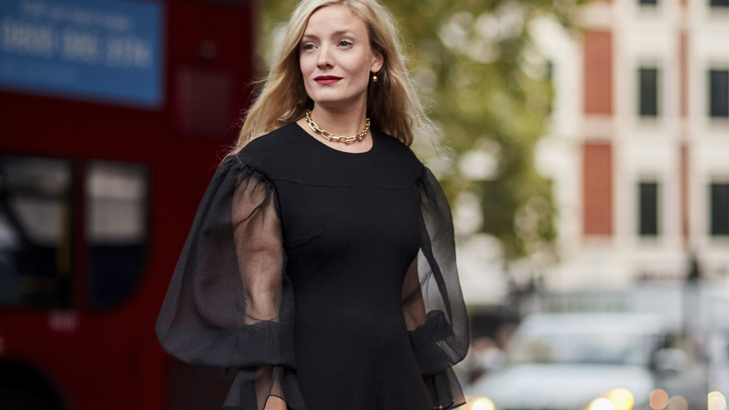 Kάν'το όπως η Meghan: 12 total black εμφανίσεις για να πάρεις ιδέες