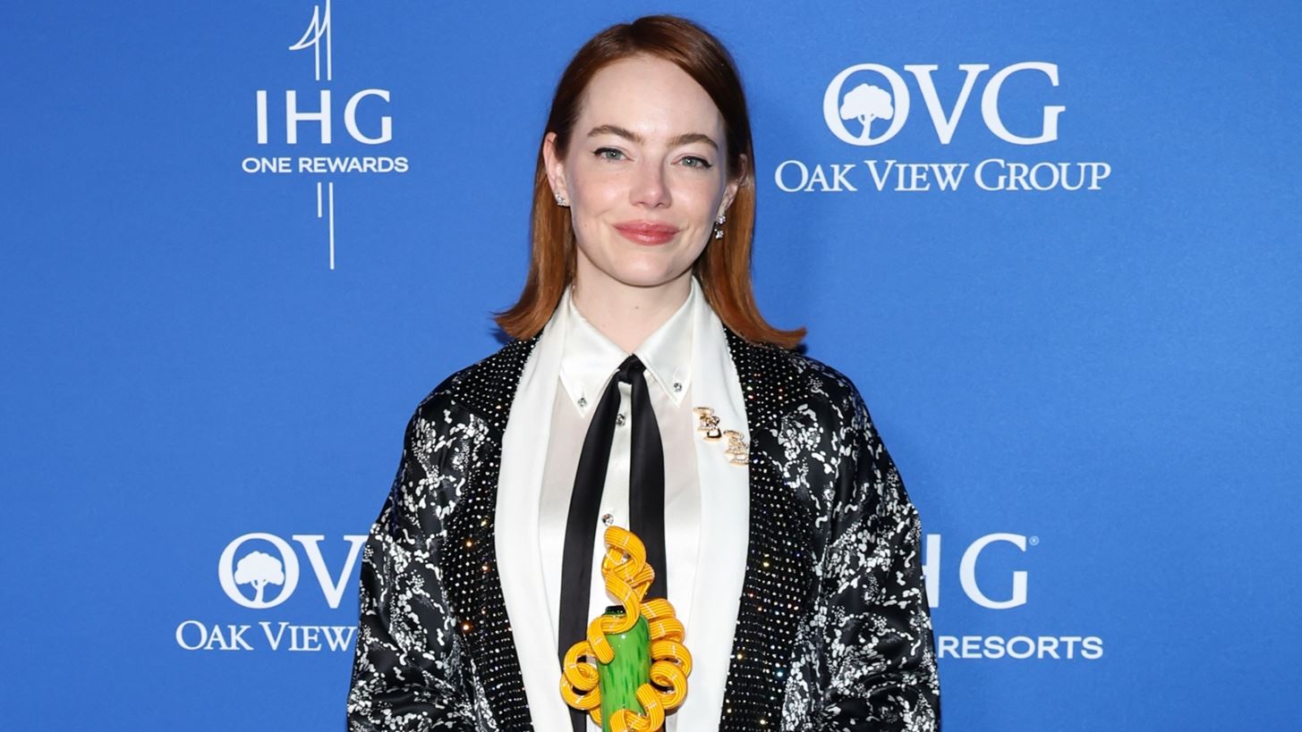Emma Stone | &#x395;&#x3C0;&#x3AF;&#x3C3;&#x3B7;&#x3BC;&#x3B7; &#x3B5;&#x3BC;&#x3C6;&#x3AC;&#x3BD;&#x3B9;&#x3C3;&#x3B7; &#x3BC;&#x3B5; &#x3C4;&#x3BF;&#x3BD; &#x3C3;&#x3CD;&#x3B6;&#x3C5;&#x3B3;&#x3CC; &#x3C4;&#x3B7;&#x3C2; &#x3C3;&#x3C4;&#x3BF; &#x39B;&#x3BF;&#x3C2; &#x386;&#x3BD;&#x3C4;&#x3B6;&#x3B5;&#x3BB;&#x3B5;&#x3C2;