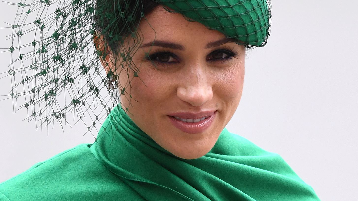 &#x391;&#x3C5;&#x3C4;&#x3CC; &#x3C4;&#x3BF; &#x3C6;&#x3CC;&#x3C1;&#x3B5;&#x3BC;&#x3B1; &#x3B1;&#x3C0;&#x3CC; &#x3C4;&#x3BF; Zara &#x3B8;&#x3B1; &#x3C4;&#x3BF; &#x3BB;&#x3AC;&#x3C4;&#x3C1;&#x3B5;&#x3C5;&#x3B5; &#x3BA;&#x3B1;&#x3B9; &#x3B7; Meghan Markle