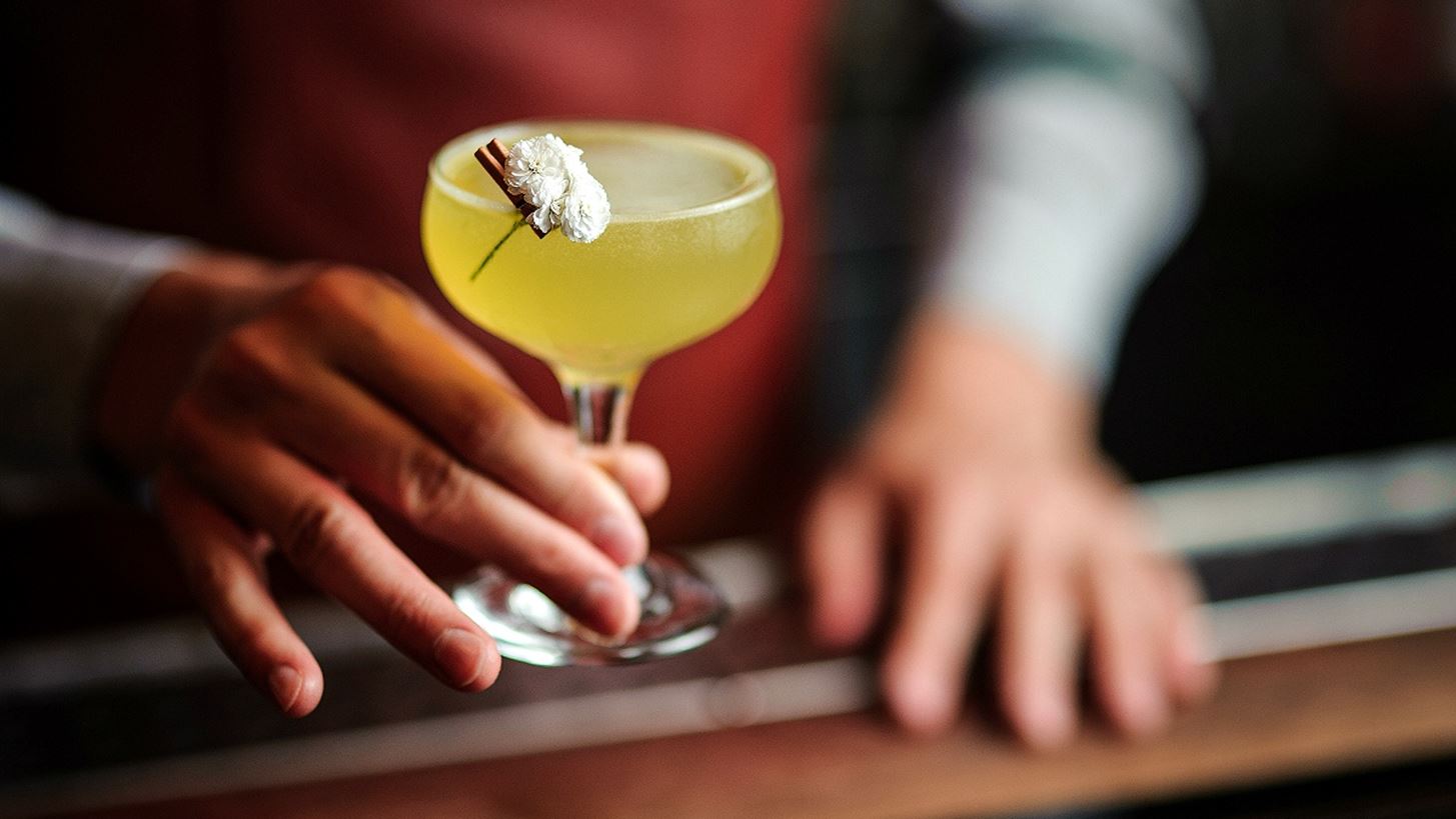 &#x3A4;&#x3B1; &#x3C0;&#x3B9;&#x3BF; &#x3B4;&#x3B7;&#x3BC;&#x3BF;&#x3C6;&#x3B9;&#x3BB;&#x3AE; cocktails &#x3C4;&#x3BF;&#x3C5; &#x3C0;&#x3BB;&#x3B1;&#x3BD;&#x3AE;&#x3C4;&#x3B7; &#x3B3;&#x3B9;&#x3B1; &#x3C4;&#x3BF; 2018