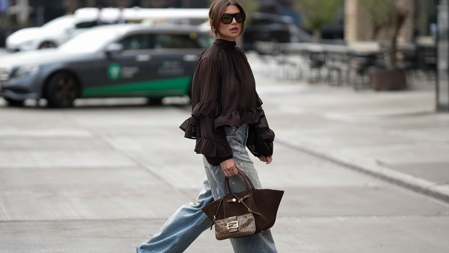 &quot;It&#x2019;s Baggy Season&quot; | &#x397; Levi&#x2019;s&#xAE; &#x3C5;&#x3C0;&#x3BF;&#x3B3;&#x3C1;&#x3AC;&#x3C6;&#x3B5;&#x3B9; &#x3C4;&#x3B7; &#x3BD;&#x3AD;&#x3B1; &#x3C4;&#x3AC;&#x3C3;&#x3B7; &#x3C4;&#x3BF;&#x3C5; &#x3C6;&#x3B8;&#x3B9;&#x3BD;&#x3BF;&#x3C0;&#x3CE;&#x3C1;&#x3BF;&#x3C5;