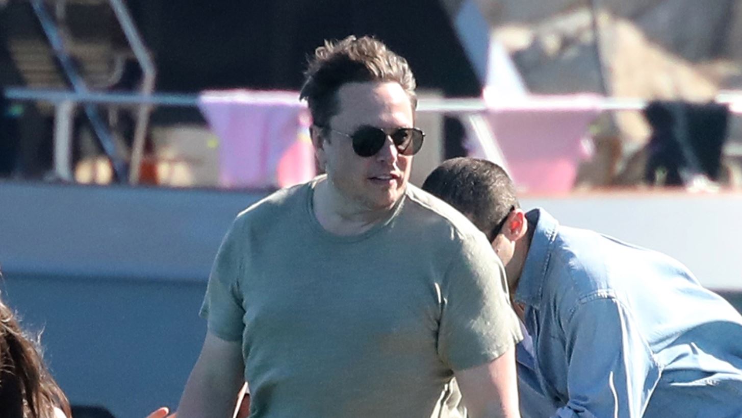 Elon Musk | &#x3A4;&#x3B9; &#x3C3;&#x3B7;&#x3BC;&#x3B1;&#x3AF;&#x3BD;&#x3BF;&#x3C5;&#x3BD; &#x3C4;&#x3B1; &#x3BF;&#x3BD;&#x3CC;&#x3BC;&#x3B1;&#x3C4;&#x3B1; &#x3C4;&#x3C9;&#x3BD; &#x3C0;&#x3B1;&#x3B9;&#x3B4;&#x3B9;&#x3CE;&#x3BD; &#x3C4;&#x3BF;&#x3C5;,  X AE A12 &#x3BA;&#x3B1;&#x3B9; Exa Dark Siderael;