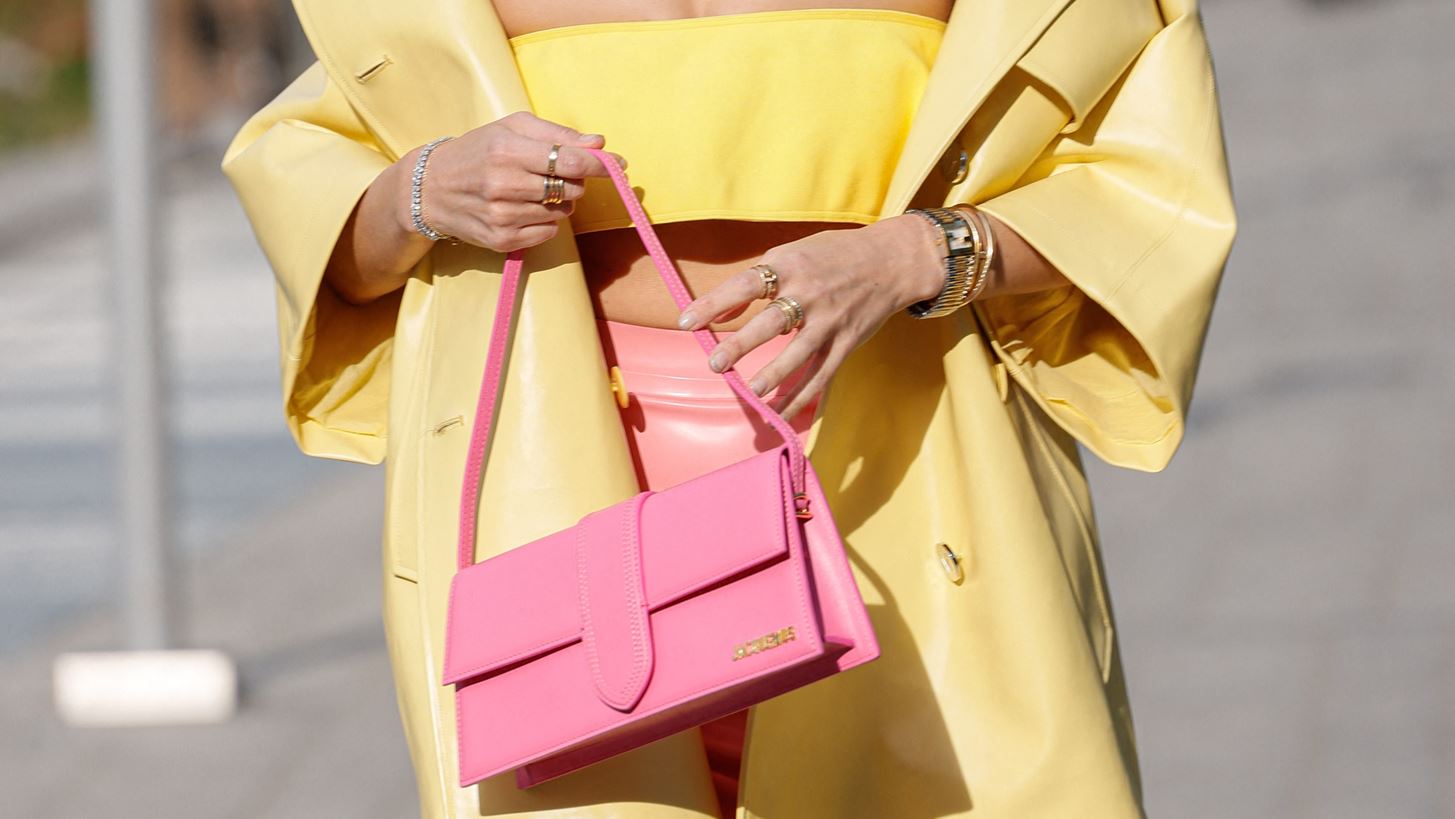 Spring Style | &#x391;&#x3C5;&#x3C4;&#x3AC; &#x3B5;&#x3AF;&#x3BD;&#x3B1;&#x3B9; &#x3C4;&#x3B1; beauty essentials &#x3C0;&#x3BF;&#x3C5; &#x3B4;&#x3B5;&#x3BD; &#x3C0;&#x3C1;&#x3AD;&#x3C0;&#x3B5;&#x3B9; &#x3BD;&#x3B1; &#x3BB;&#x3B5;&#x3AF;&#x3C0;&#x3BF;&#x3C5;&#x3BD; &#x3B1;&#x3C0;&#x3CC; &#x3C4;&#x3B7;&#x3BD; office bag &#x3C3;&#x3BF;&#x3C5;