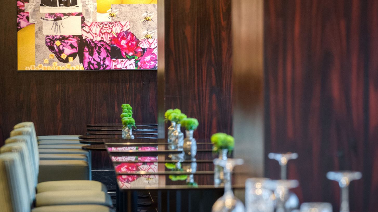 JuJu Bar &amp; Restaurant: &#x39C;&#x3AF;&#x3B1; &#x3BC;&#x3BF;&#x3BD;&#x3B1;&#x3B4;&#x3B9;&#x3BA;&#x3AE; &#x3B2;&#x3C1;&#x3B1;&#x3B4;&#x3B9;&#x3AC; &#x3B3;&#x3B5;&#x3C5;&#x3C3;&#x3B9;&#x3B3;&#x3BD;&#x3C9;&#x3C3;&#x3AF;&#x3B1;&#x3C2; &#x3BC;&#x3B5; &#x3C3;&#x3C0;&#x3AC;&#x3BD;&#x3B9;&#x3B5;&#x3C2; &#x3B5;&#x3C4;&#x3B9;&#x3BA;&#x3AD;&#x3C4;&#x3B5;&#x3C2; &#x3BA;&#x3C1;&#x3B1;&#x3C3;&#x3B9;&#x3BF;&#x3CD; &#x3B1;&#x3C0;&#x3CC; &#x3C4;&#x3BF; &#x3BA;&#x3C4;&#x3AE;&#x3BC;&#x3B1; Querciabella