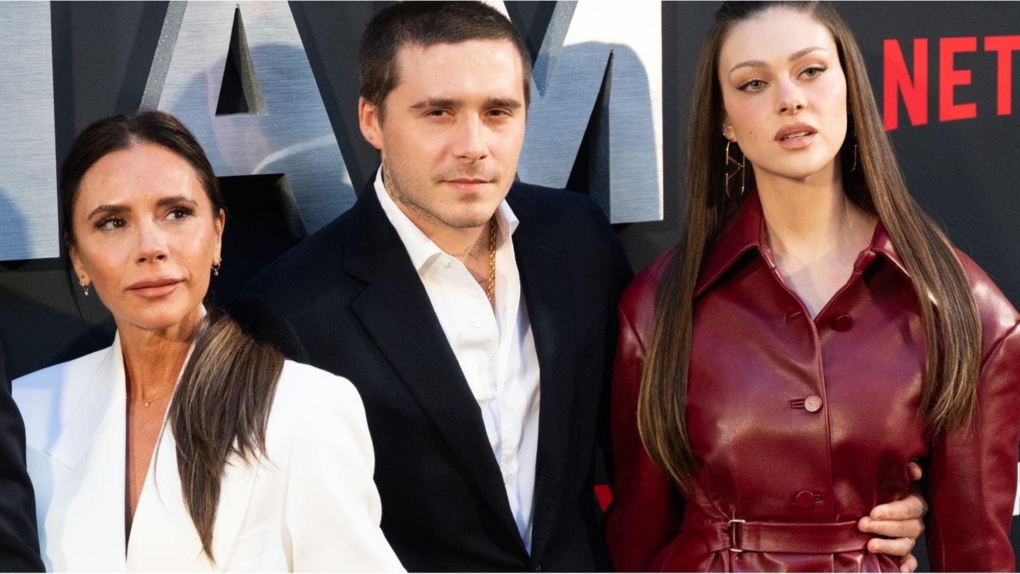 Το παράπονο της μάνας  | Η Victoria Beckham νιώθει "προδωμένη" από τον Brooklyn για όλα τα χρόνια που τον προστάτευε από την "κακή δημοσιότητα"