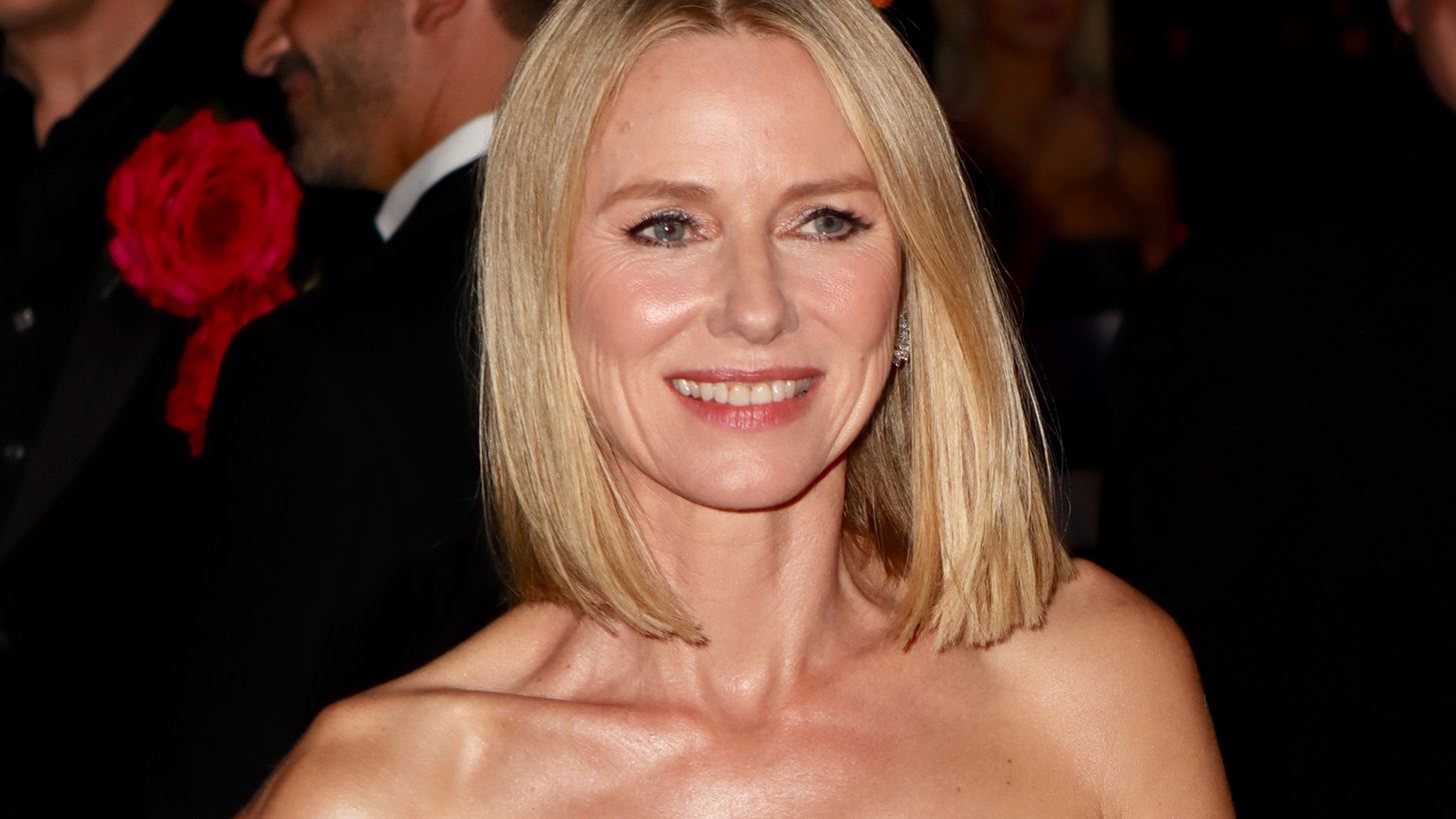 Glowing skin | Όλα τα βήματα για τη σωστή περιποίηση της επιδερμίδας μετά τα 45