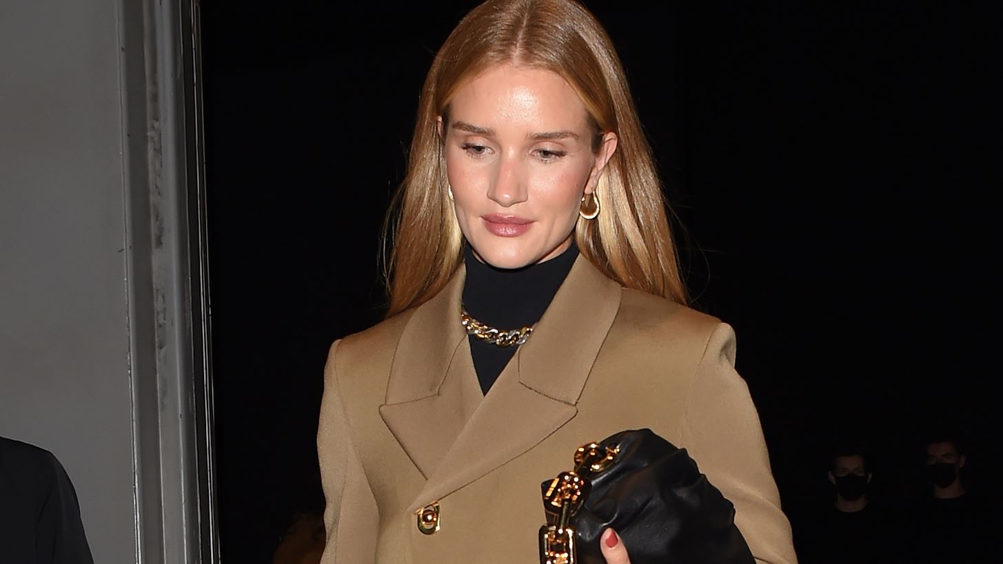 Cashmere blonde | &#x3A4;&#x3BF; &#x3BE;&#x3B1;&#x3BD;&#x3B8;&#x3CC; &#x3C7;&#x3C1;&#x3CE;&#x3BC;&#x3B1; &#x3C0;&#x3BF;&#x3C5; &#x3B8;&#x3B1; &#x3C7;&#x3B1;&#x3C1;&#x3AF;&#x3C3;&#x3B5;&#x3B9; &#x3C0;&#x3BF;&#x3BB;&#x3C5;&#x3C4;&#x3AD;&#x3BB;&#x3B5;&#x3B9;&#x3B1; &#x3C3;&#x3C4;&#x3B7;&#x3BD; &#x3B5;&#x3BC;&#x3C6;&#x3AC;&#x3BD;&#x3B9;&#x3C3;&#x3AE; &#x3C3;&#x3BF;&#x3C5;