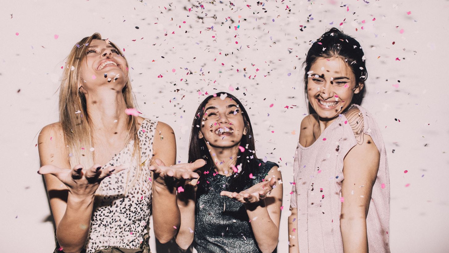 &#x3A4;&#x3B1; 7 beauty trends &#x3C0;&#x3BF;&#x3C5; &#x3B8;&#x3B1; &#x3BA;&#x3C5;&#x3C1;&#x3B9;&#x3B1;&#x3C1;&#x3C7;&#x3AE;&#x3C3;&#x3BF;&#x3C5;&#x3BD; &#x3C4;&#x3BF; 2021 &#x3C3;&#x3CD;&#x3BC;&#x3C6;&#x3C9;&#x3BD;&#x3B1; &#x3BC;&#x3B5; &#x3C4;&#x3BF;&#x3C5;&#x3C2; &#x3B5;&#x3B9;&#x3B4;&#x3B9;&#x3BA;&#x3BF;&#x3CD;&#x3C2;