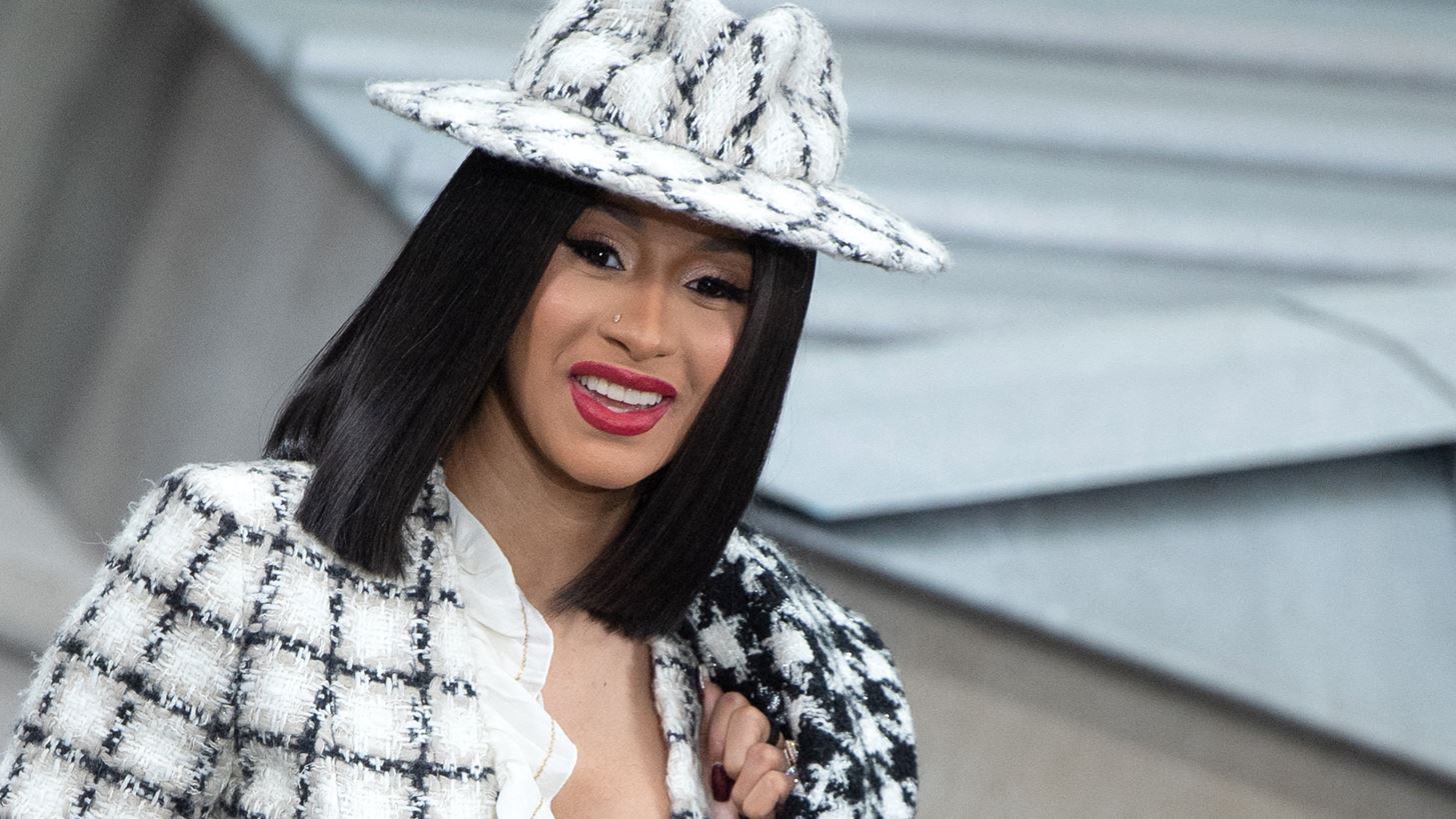 &#x397; Cardi B &#x3B8;&#x3AD;&#x3BB;&#x3B5;&#x3B9; &#x3C4;&#x3B7;&#x3BD; Alexandria Ocasio-Cortez &#x3C0;&#x3C1;&#x3CC;&#x3B5;&#x3B4;&#x3C1;&#x3BF; &#x3C4;&#x3C9;&#x3BD; &#x397;&#x3A0;&#x391;