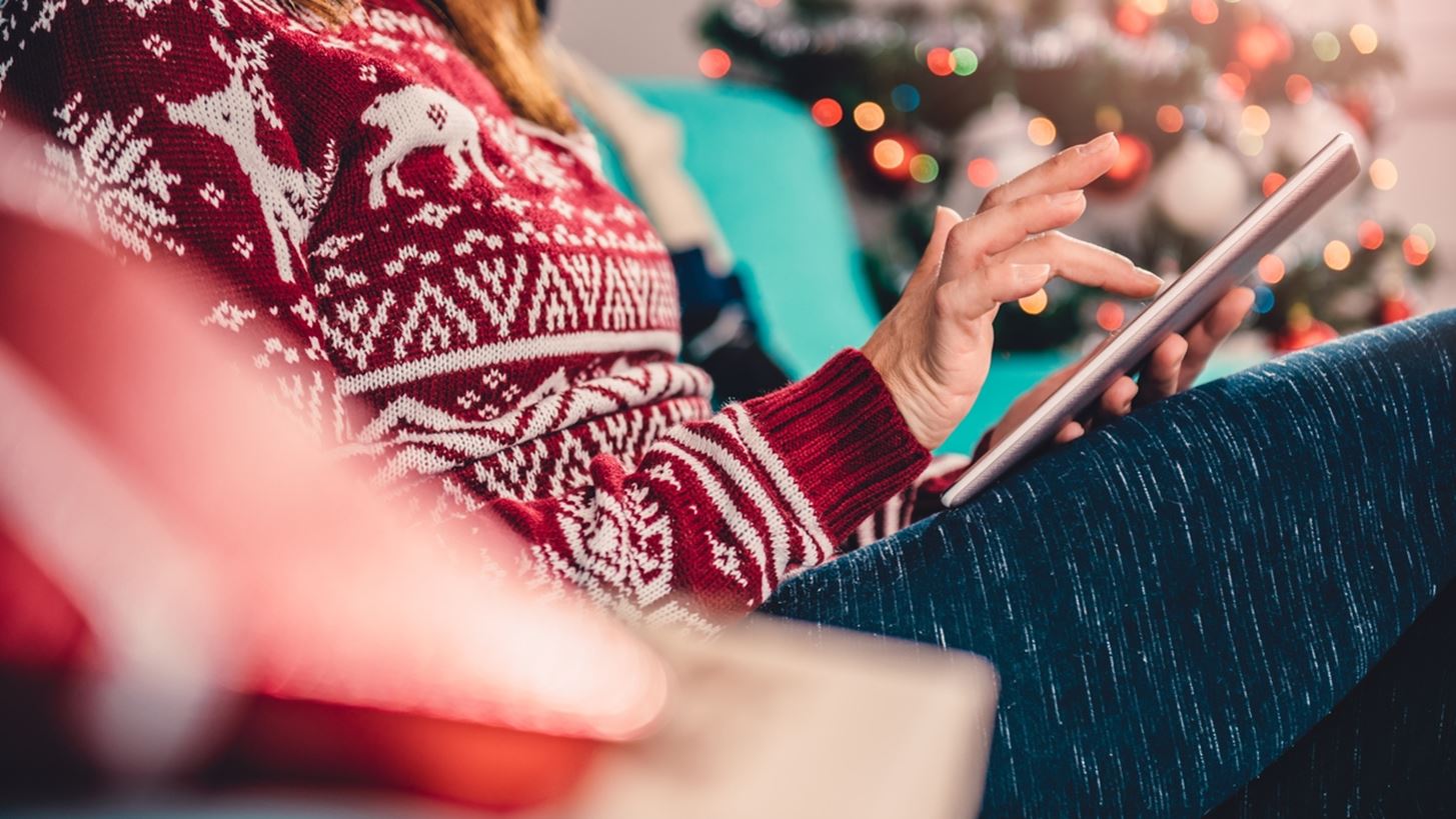 Γιορτινές αγορές χωρίς στρες | Πώς να αποφύγεις τις παγίδες του online shopping αυτά τα Χριστούγεννα