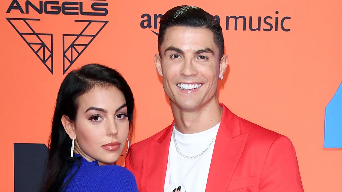 &#x39F; Cristiano Ronaldo &#x3BA;&#x3B1;&#x3B9; &#x3B7; Georgina Rodriguez &#x3C0;&#x3B1;&#x3BD;&#x3C4;&#x3C1;&#x3B5;&#x3CD;&#x3BF;&#x3BD;&#x3C4;&#x3B1;&#x3B9; | &#x3A4;&#x3BF; &#x3B5;&#x3BD;&#x3C4;&#x3C5;&#x3C0;&#x3C9;&#x3C3;&#x3B9;&#x3B1;&#x3BA;&#x3CC; &#x3BC;&#x3BF;&#x3BD;&#x3CC;&#x3C0;&#x3B5;&#x3C4;&#x3C1;&#x3BF; &#x3BA;&#x3B1;&#x3B9; &#x3B7; &#x3B1;&#x3BD;&#x3B1;&#x3BA;&#x3BF;&#x3AF;&#x3BD;&#x3C9;&#x3C3;&#x3B7; &#x3C3;&#x3C4;&#x3BF; Instagram