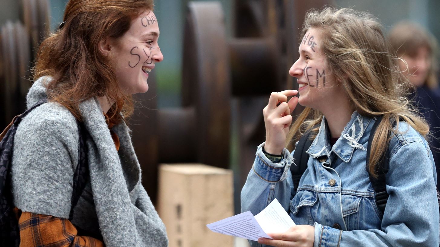 &#x397; &#x3A3;&#x3BA;&#x3C9;&#x3C4;&#x3AF;&#x3B1; &#x3B3;&#x3AF;&#x3BD;&#x3B5;&#x3C4;&#x3B1;&#x3B9; &#x3B7; &#x3C0;&#x3C1;&#x3CE;&#x3C4;&#x3B7; &#x3C7;&#x3CE;&#x3C1;&#x3B1; &#x3C0;&#x3BF;&#x3C5; &#x3B8;&#x3B1; &#x3C0;&#x3B1;&#x3C1;&#x3AD;&#x3C7;&#x3B5;&#x3B9; &#x3B4;&#x3C9;&#x3C1;&#x3B5;&#x3AC;&#x3BD; &#x3C0;&#x3C1;&#x3BF;&#x3CA;&#x3CC;&#x3BD;&#x3C4;&#x3B1; &#x3C0;&#x3B5;&#x3C1;&#x3B9;&#x3CC;&#x3B4;&#x3BF;&#x3C5;