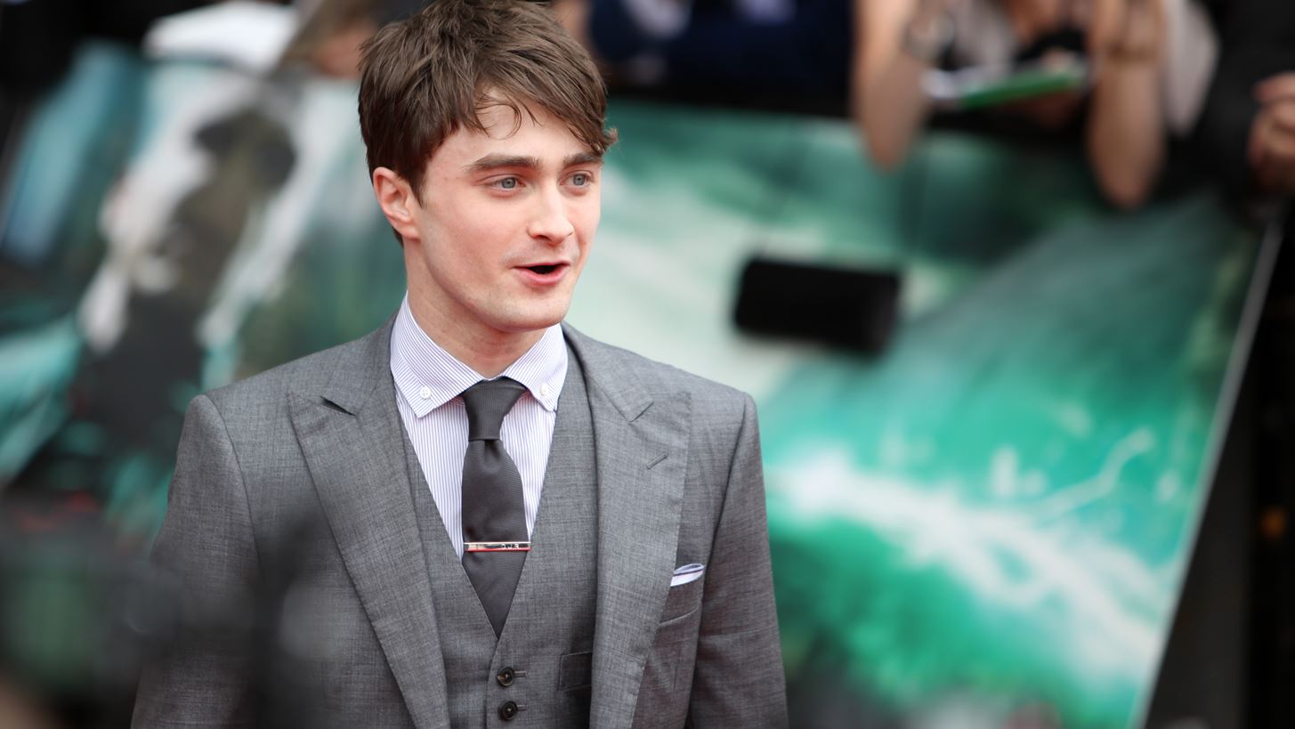 Daniel Radcliffe | &#x397; &#x3C3;&#x3BA;&#x3B7;&#x3BD;&#x3AE; &#x3C4;&#x3B1;&#x3B9;&#x3BD;&#x3AF;&#x3B1;&#x3C2; Harry Potter &#x3C0;&#x3BF;&#x3C5; &#x3C4;&#x3BF;&#x3BD; &#x3C4;&#x3C1;&#x3BF;&#x3BC;&#x3BF;&#x3BA;&#x3C1;&#x3AC;&#x3C4;&#x3B7;&#x3C3;&#x3B5;