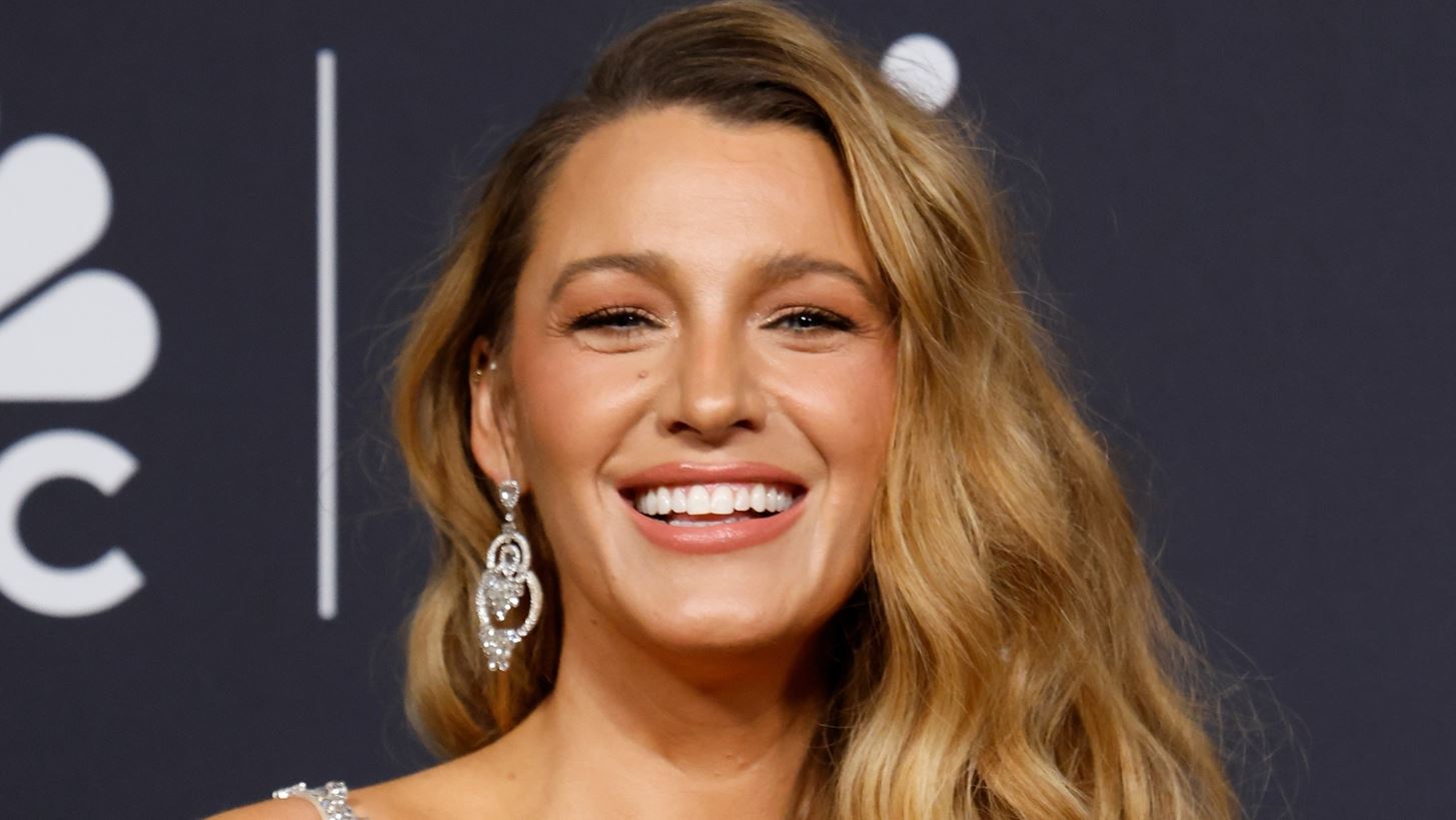 Blake Lively | &#x397; &#x3BD;&#x3BF;&#x3BC;&#x3B9;&#x3BA;&#x3AE; &#x3BD;&#x3AF;&#x3BA;&#x3B7; &#x3C3;&#x3C4;&#x3B7;&#x3BD; &#x3B1;&#x3B3;&#x3C9;&#x3B3;&#x3AE; &#x3B5;&#x3BD;&#x3B1;&#x3BD;&#x3C4;&#x3AF;&#x3BF;&#x3BD; &#x3C4;&#x3BF;&#x3C5; Justin Baldoni