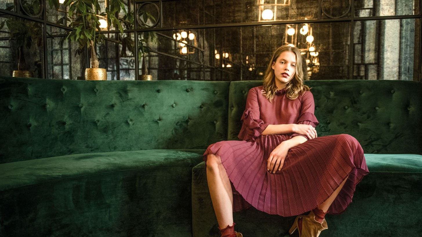 &#x2018;ALE | &#x3A4;&#x3C1;&#x3B5;&#x3B9;&#x3C2; &#x3B3;&#x3C5;&#x3BD;&#x3B1;&#x3AF;&#x3BA;&#x3B5;&#x3C2;, &#x3C4;&#x3C1;&#x3B5;&#x3B9;&#x3C2; &#x3C3;&#x3B5;&#x3B9;&#x3C1;&#x3AD;&#x3C2;, &#x3C4;&#x3C1;&#x3B5;&#x3B9;&#x3C2; &#x3B9;&#x3C3;&#x3C4;&#x3BF;&#x3C1;&#x3AF;&#x3B5;&#x3C2; &#x3B3;&#x3B9;&#x3B1; &#x3BD;&#x3B1; &#x3B6;&#x3AE;&#x3C3;&#x3B5;&#x3B9;&#x3C2; &#x3B1;&#x3C5;&#x3C4;&#x3CC; &#x3C4;&#x3BF; &#x3BA;&#x3B1;&#x3BB;&#x3BF;&#x3BA;&#x3B1;&#x3AF;&#x3C1;&#x3B9;