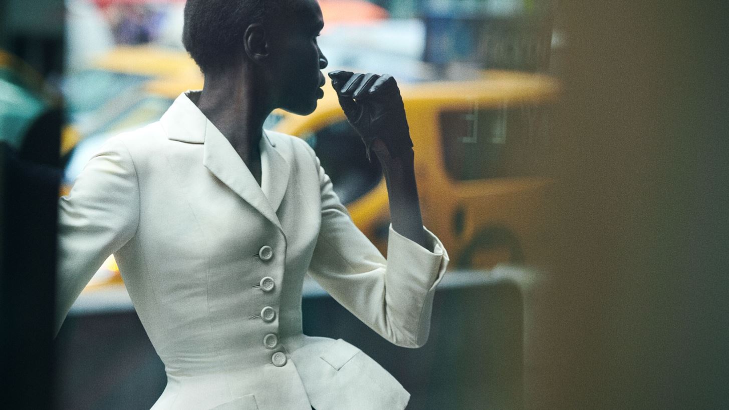 &#x39C;&#x3AF;&#x3B1; &#x3AD;&#x3BA;&#x3B8;&#x3B5;&#x3C3;&#x3B7; &#x3B3;&#x3B9;&#x3B1; &#x3C4;&#x3BF;&#x3BD; Peter Lindbergh &#x3C3;&#x3C4;&#x3B7; La Galerie Dior