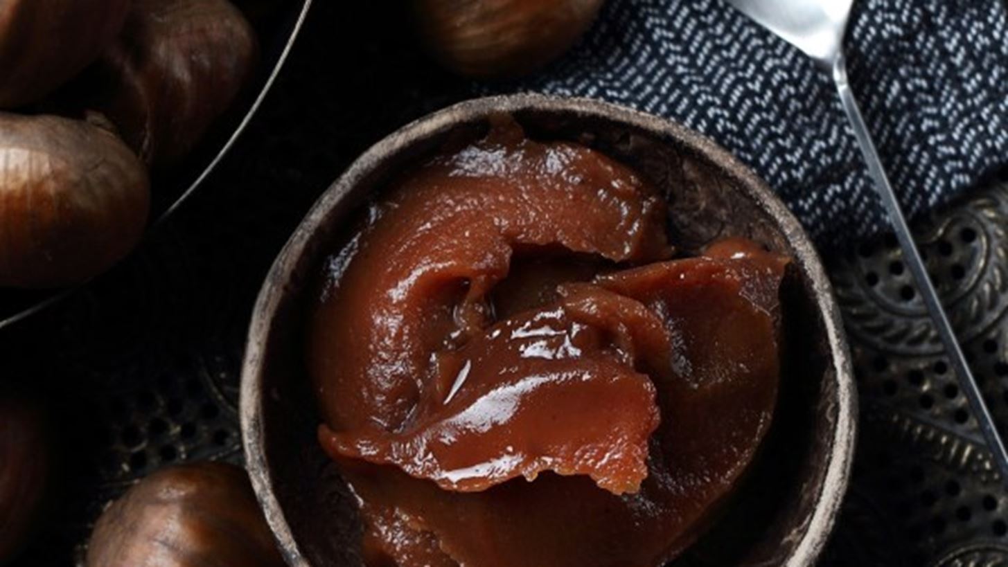 Άλειμμα κάστανου με μέλι: Η θρεπτική εναλλακτική αλείμματος από το διατροφολόγο Μάνο Δημητρούλη