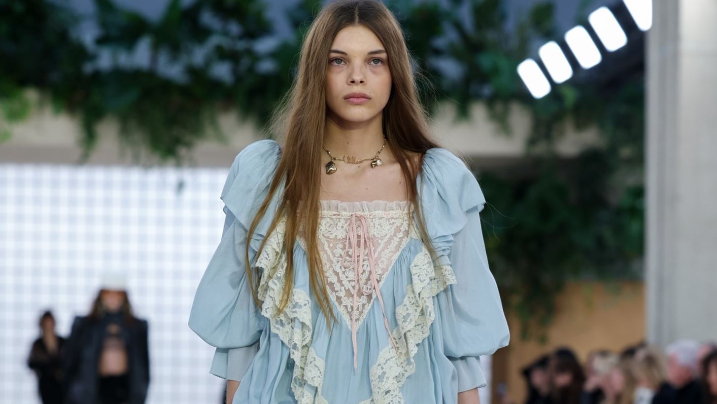 Zara, Mango, H&amp;M | &#x3A4;&#x3B1; boho &#x3C0;&#x3BF;&#x3C5;&#x3BA;&#x3AC;&#x3BC;&#x3B9;&#x3C3;&#x3B1; &#x3C0;&#x3BF;&#x3C5; &#x3C7;&#x3C1;&#x3B5;&#x3B9;&#x3AC;&#x3B6;&#x3B5;&#x3C3;&#x3B1;&#x3B9; &#x3B3;&#x3B9;&#x3B1; &#x3BD;&#x3B1; &#x3C6;&#x3BF;&#x3C1;&#x3AD;&#x3C3;&#x3B5;&#x3B9;&#x3C2; &#x3C4;&#x3BF; trend &#x3C0;&#x3BF;&#x3C5; &#x3C3;&#x3C5;&#x3BD;&#x3B5;&#x3C7;&#x3AF;&#x3B6;&#x3B5;&#x3B9; &#x3BD;&#x3B1; &#x3BC;&#x3B1;&#x3C2; &#x3B5;&#x3BC;&#x3C0;&#x3BD;&#x3AD;&#x3B5;&#x3B9; &#x3BA;&#x3B1;&#x3B9; &#x3B1;&#x3C5;&#x3C4;&#x3AE;&#x3BD; &#x3C4;&#x3B7;&#x3BD; &#x3AC;&#x3BD;&#x3BF;&#x3B9;&#x3BE;&#x3B7;