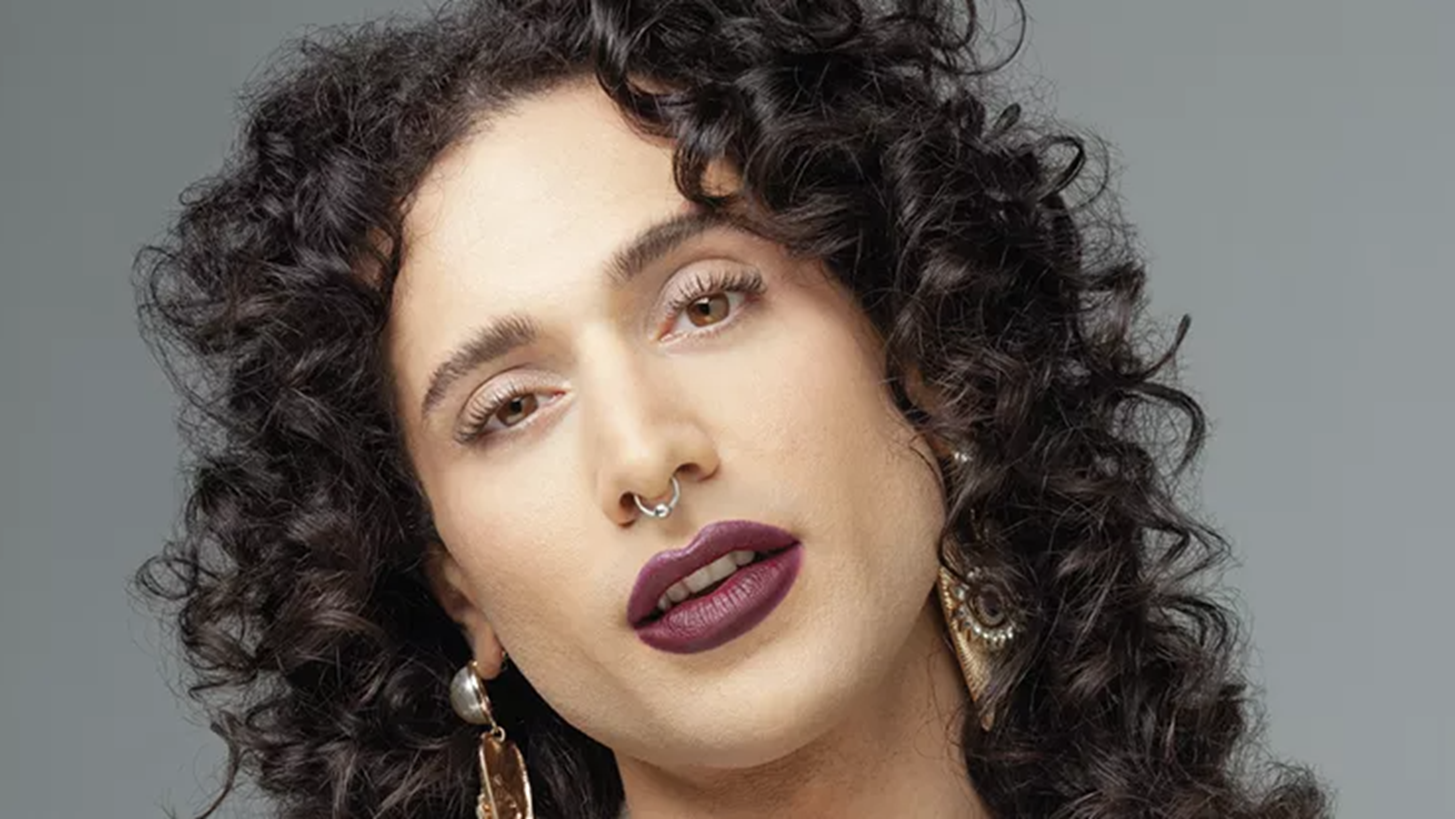 #HairHasNoGender | &#x397;/&#x3A4;&#x3BF; Lex &#x3B1;&#x3C6;&#x3B7;&#x3B3;&#x3B5;&#x3AF;&#x3C4;&#x3B1;&#x3B9; &#x3C4;&#x3BF; &#x3C0;&#x3CE;&#x3C2; &#x3C4;&#x3B1; &#x3BC;&#x3B1;&#x3BB;&#x3BB;&#x3B9;&#x3AC; &#x3BC;&#x3C0;&#x3BF;&#x3C1;&#x3BF;&#x3CD;&#x3BD; &#x3BD;&#x3B1; &#x3C3;&#x3B5; &#x3BA;&#x3AC;&#x3BD;&#x3BF;&#x3C5;&#x3BD; &#x3BD;&#x3B1; &#x3BD;&#x3B9;&#x3CE;&#x3C3;&#x3B5;&#x3B9;&#x3C2; &#x3C0;&#x3C1;&#x3B1;&#x3B3;&#x3BC;&#x3B1;&#x3C4;&#x3B9;&#x3BA;&#x3AC; &#x3CC;&#x3BC;&#x3BF;&#x3C1;&#x3C6;&#x3B7;