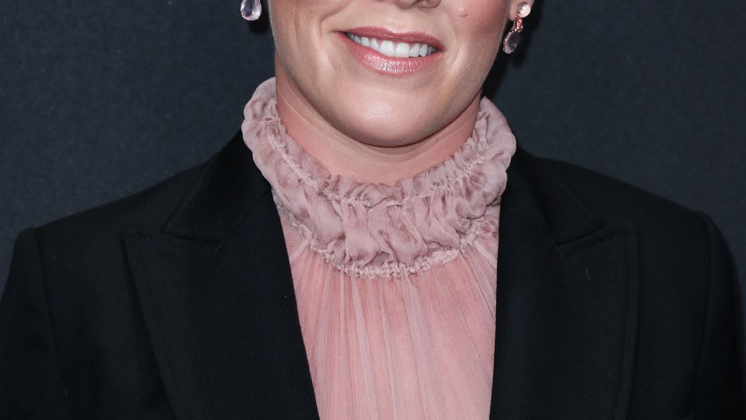 H &#x3BA;&#x3CC;&#x3C1;&#x3B7; &#x3C4;&#x3B7;&#x3C2; Pink &#x3AD;&#x3C7;&#x3B5;&#x3B9; &#x3BA;&#x3BB;&#x3B7;&#x3C1;&#x3BF;&#x3BD;&#x3BF;&#x3BC;&#x3AE;&#x3C3;&#x3B5;&#x3B9; &#x3C4;&#x3BF; &#x3C4;&#x3B1;&#x3BB;&#x3AD;&#x3BD;&#x3C4;&#x3BF; &#x3C4;&#x3B7;&#x3C2;