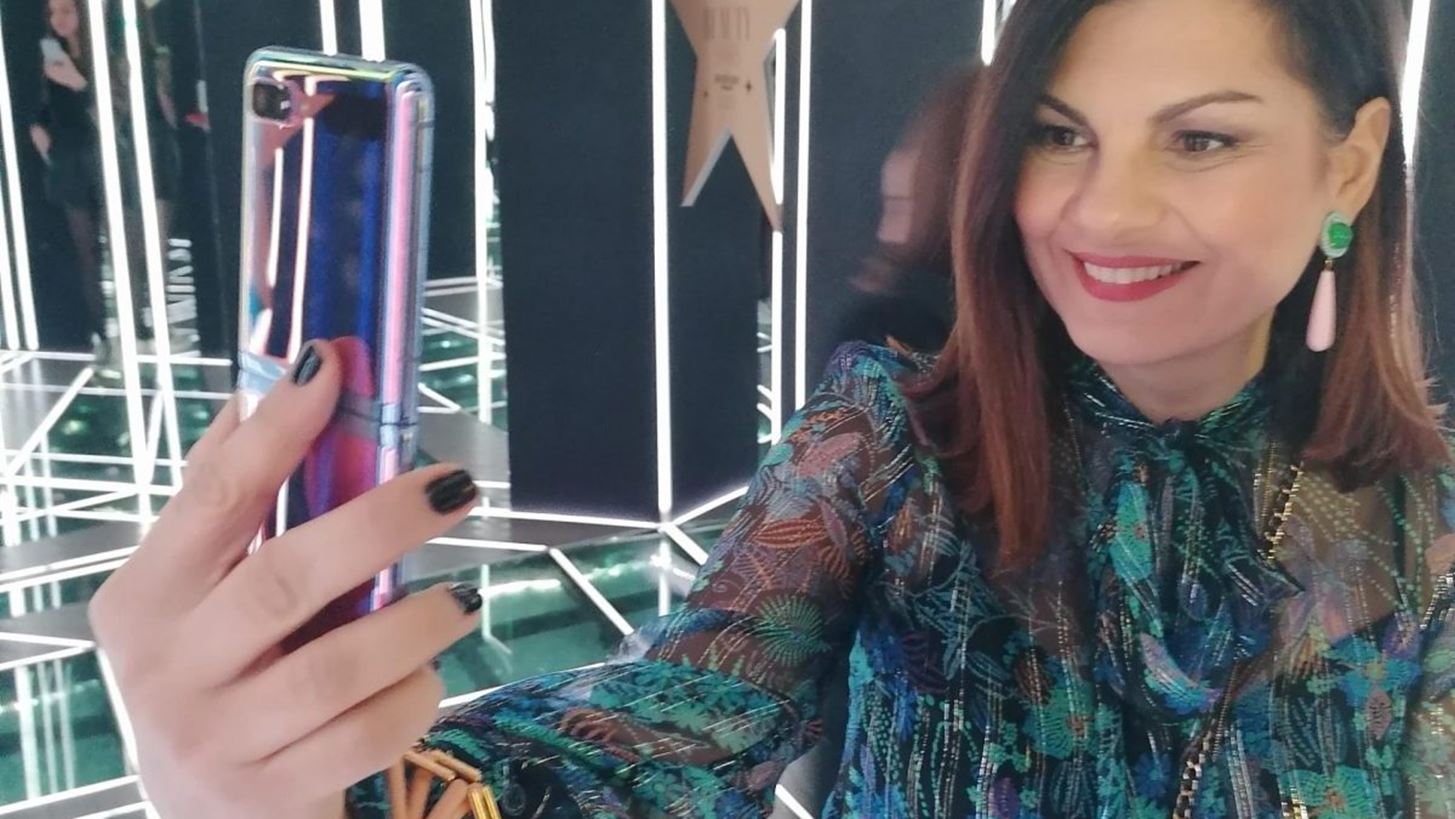 &#x397; &#x3B2;&#x3C1;&#x3B1;&#x3B4;&#x3B9;&#x3AC; &#x3C4;&#x3C9;&#x3BD; &#x3B2;&#x3C1;&#x3B1;&#x3B2;&#x3B5;&#x3AF;&#x3C9;&#x3BD; &#x3BA;&#x3B1;&#x3B9; &#x3B7; &#x3B5;&#x3BC;&#x3C0;&#x3B5;&#x3B9;&#x3C1;&#x3AF;&#x3B1; &#x3BC;&#x3BF;&#x3C5; &#x3BC;&#x3B5; &#x3C4;&#x3BF; &#x3BD;&#x3AD;&#x3BF; foldable!