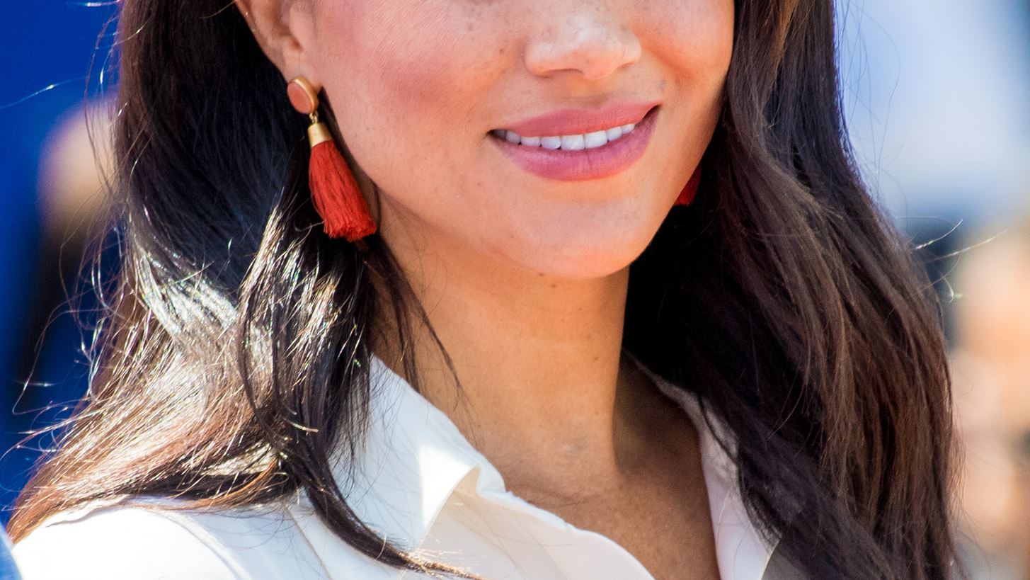 Meghan Markle | &#x3A4;&#x3BF; off duty look &#x3C4;&#x3B7;&#x3C2; &#x3BA;&#x3B1;&#x3B9; &#x3C4;&#x3B1; &#x3B6;&#x3BF;&#x3B3;&#x3BA;&#x3BB;&#x3B5;&#x3C1;&#x3B9;&#x3BA;&#x3AC; &#x3C4;&#x3BF;&#x3C5; Harry &#x3C3;&#x3C4;&#x3BF; &#x3B2;&#x3AF;&#x3BD;&#x3C4;&#x3B5;&#x3BF; &#x3B3;&#x3B9;&#x3B1; &#x3C4;&#x3B1; 40&#x3B1; &#x3B3;&#x3B5;&#x3BD;&#x3AD;&#x3B8;&#x3BB;&#x3B9;&#x3AC; &#x3C4;&#x3B7;&#x3C2;
