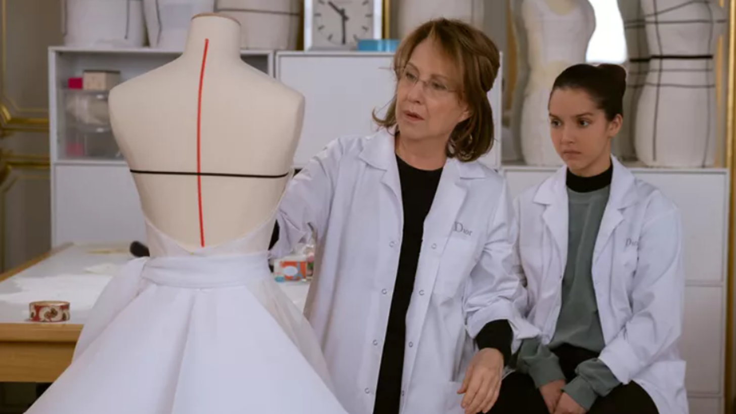 &quot;&#x3A5;&#x3C8;&#x3B7;&#x3BB;&#x3AE; &#x3A1;&#x3B1;&#x3C0;&#x3C4;&#x3B9;&#x3BA;&#x3AE;&quot; | &#x397; &#x3BD;&#x3AD;&#x3B1; &#x3C4;&#x3B1;&#x3B9;&#x3BD;&#x3AF;&#x3B1; &#x3C4;&#x3B7;&#x3C2; Sylvie Ohayon &#x3BC;&#x3B5; &#x3C0;&#x3C1;&#x3C9;&#x3C4;&#x3B1;&#x3B3;&#x3C9;&#x3BD;&#x3B9;&#x3C3;&#x3C4;&#x3AD;&#x3C2; &#x3C4;&#x3B7; Natalie Baye &#x3BA;&#x3B1;&#x3B9; &#x3C4;&#x3BF;&#x3BD; &#x3BF;&#x3AF;&#x3BA;&#x3BF; Dior