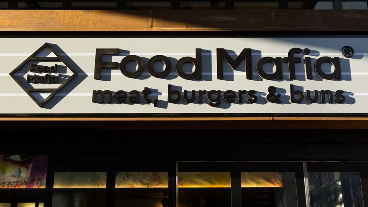 To Food Mafia &quot;&#x3B1;&#x3BD;&#x3B5;&#x3B2;&#x3B1;&#x3AF;&#x3BD;&#x3B5;&#x3B9;&quot; &#x3C3;&#x3C4;&#x3B7; &#x39D;&#x3AD;&#x3B1; &#x395;&#x3C1;&#x3C5;&#x3B8;&#x3C1;&#x3B1;&#x3AF;&#x3B1;