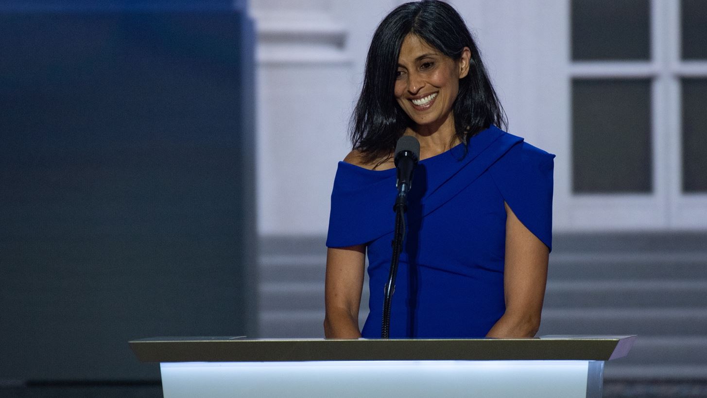 Usha Vance | &#x397; &#x399;&#x3BD;&#x3B4;&#x3AE; &#x3B4;&#x3B9;&#x3BA;&#x3B7;&#x3B3;&#x3CC;&#x3C1;&#x3BF;&#x3C2; &#x3BC;&#x3B5; &#x3C4;&#x3BF; &#x3B5;&#x3BD;&#x3C4;&#x3C5;&#x3C0;&#x3C9;&#x3C3;&#x3B9;&#x3B1;&#x3BA;&#x3CC; &#x3B2;&#x3B9;&#x3BF;&#x3B3;&#x3C1;&#x3B1;&#x3C6;&#x3B9;&#x3BA;&#x3CC; &#x3C0;&#x3BF;&#x3C5; &#x3B5;&#x3C4;&#x3BF;&#x3B9;&#x3BC;&#x3AC;&#x3B6;&#x3B5;&#x3C4;&#x3B1;&#x3B9; &#x3BD;&#x3B1; &#x3B3;&#x3AF;&#x3BD;&#x3B5;&#x3B9; &#x3B7; &quot;&#x3B4;&#x3B5;&#x3CD;&#x3C4;&#x3B5;&#x3C1;&#x3B7; &#x3BA;&#x3C5;&#x3C1;&#x3AF;&#x3B1;&quot; &#x3C4;&#x3C9;&#x3BD; &#x397;&#x3A0;&#x391;