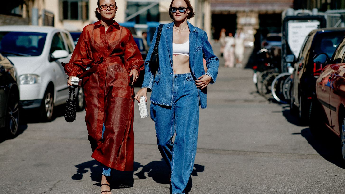 To '90s denim trend που κάνει δυναμικό comeback